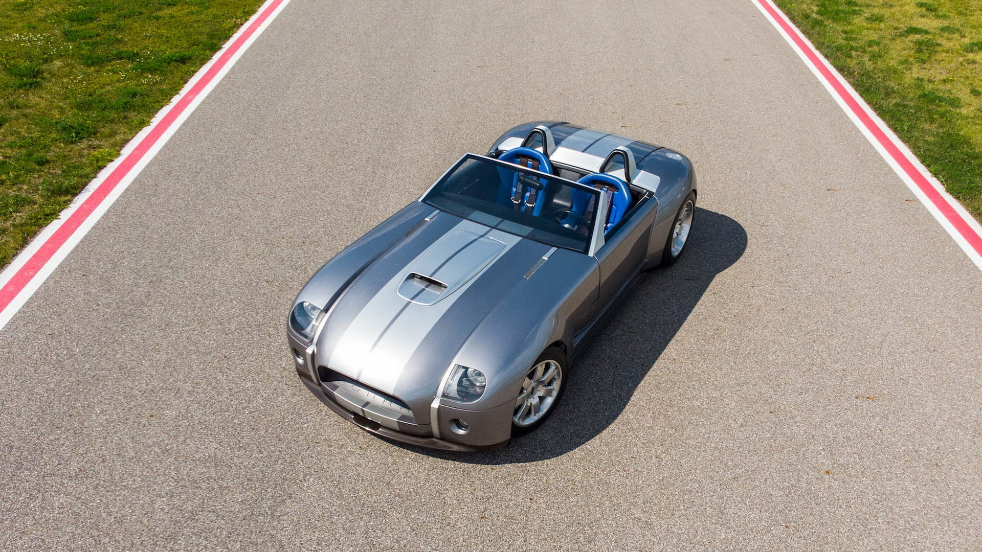 Ford Shelby Cobra Concept Sells For $2.64 Million At Monterey Car Week