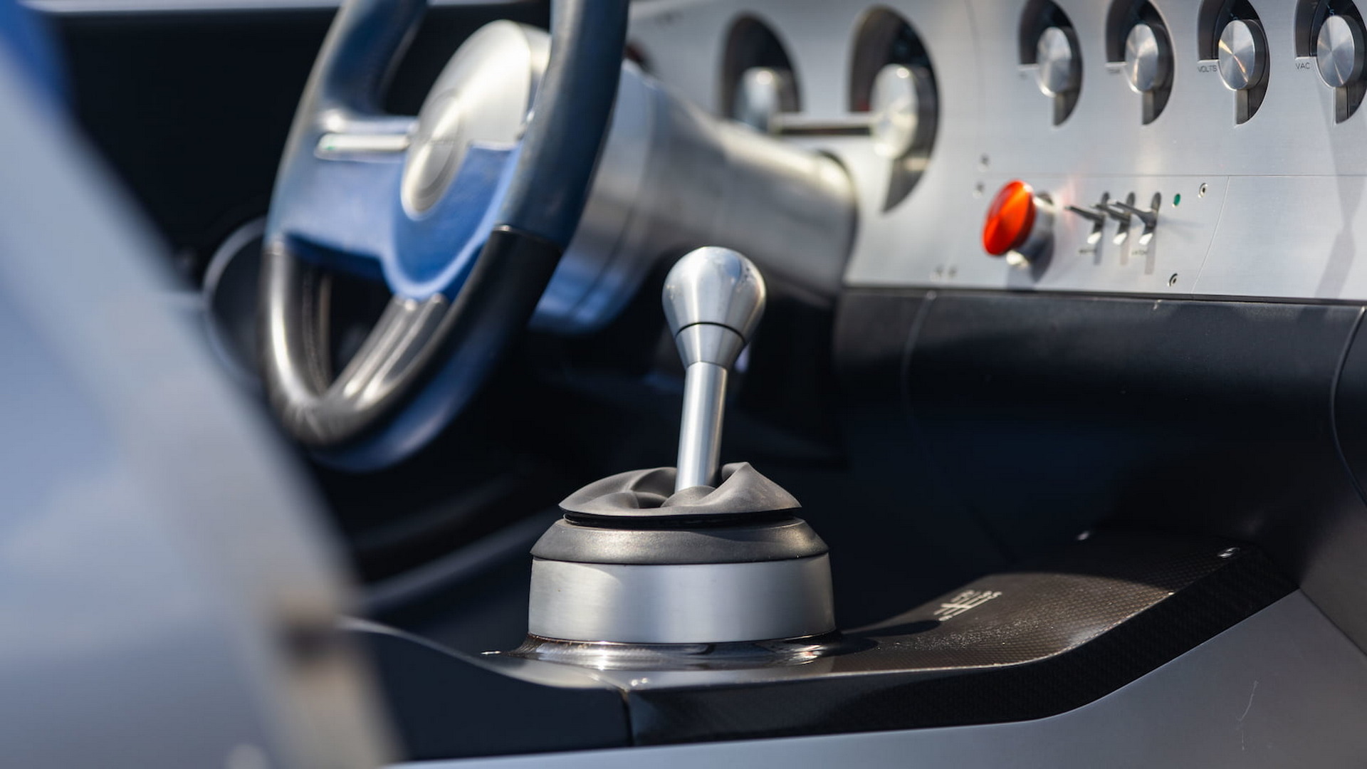 Ford Shelby Cobra Concept Sells For $2.64 Million At Monterey Car Week