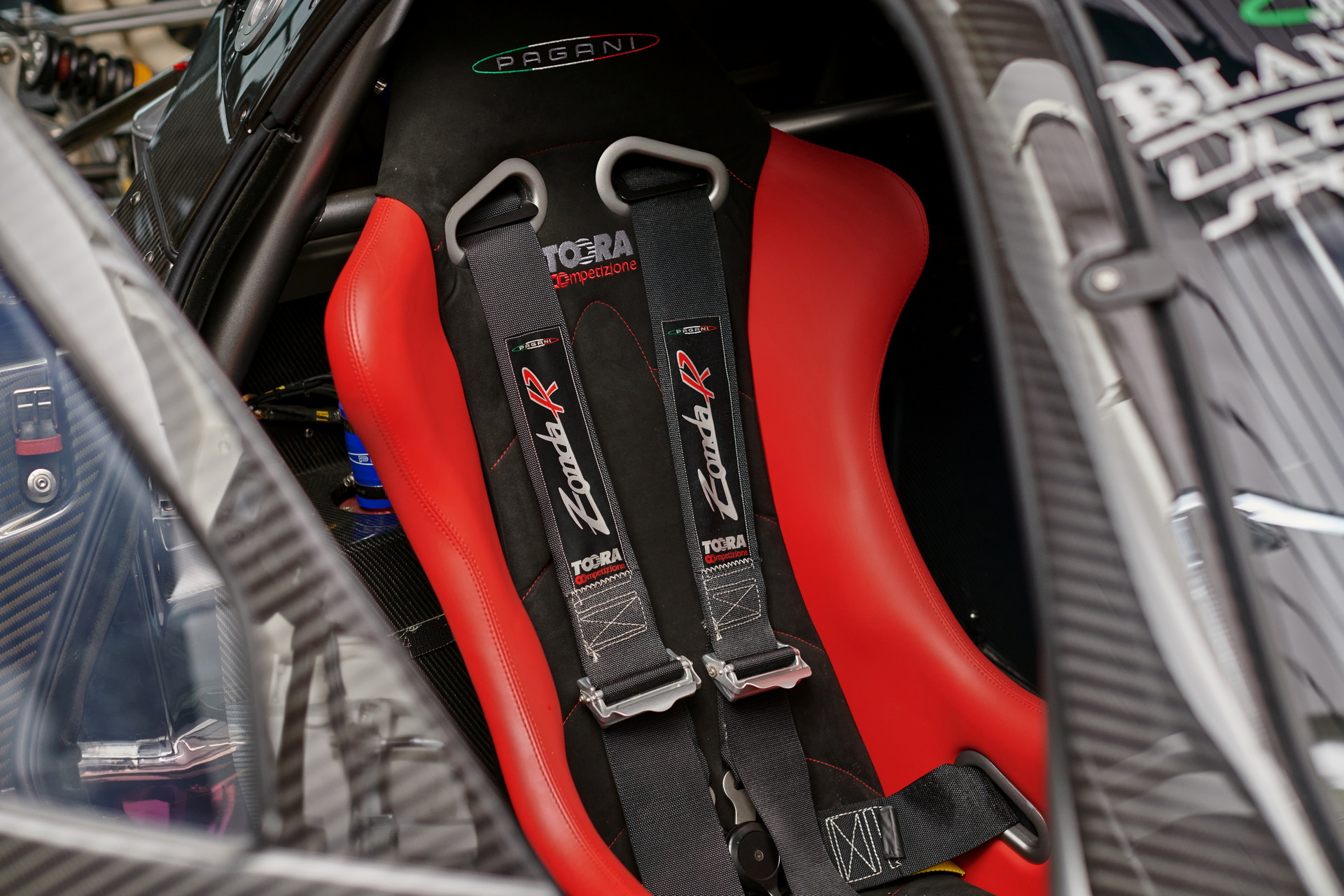 This 1 of 10 Pagani Zonda R Evolution Has 800 HP And Just 630 Miles On Its Odo