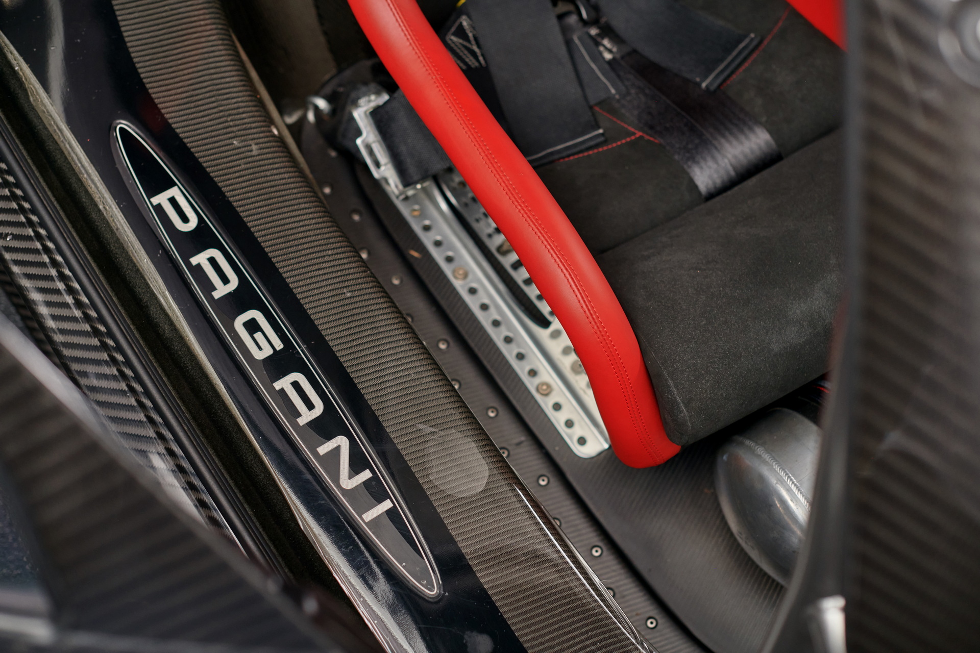 This 1 of 10 Pagani Zonda R Evolution Has 800 HP And Just 630 Miles On Its Odo