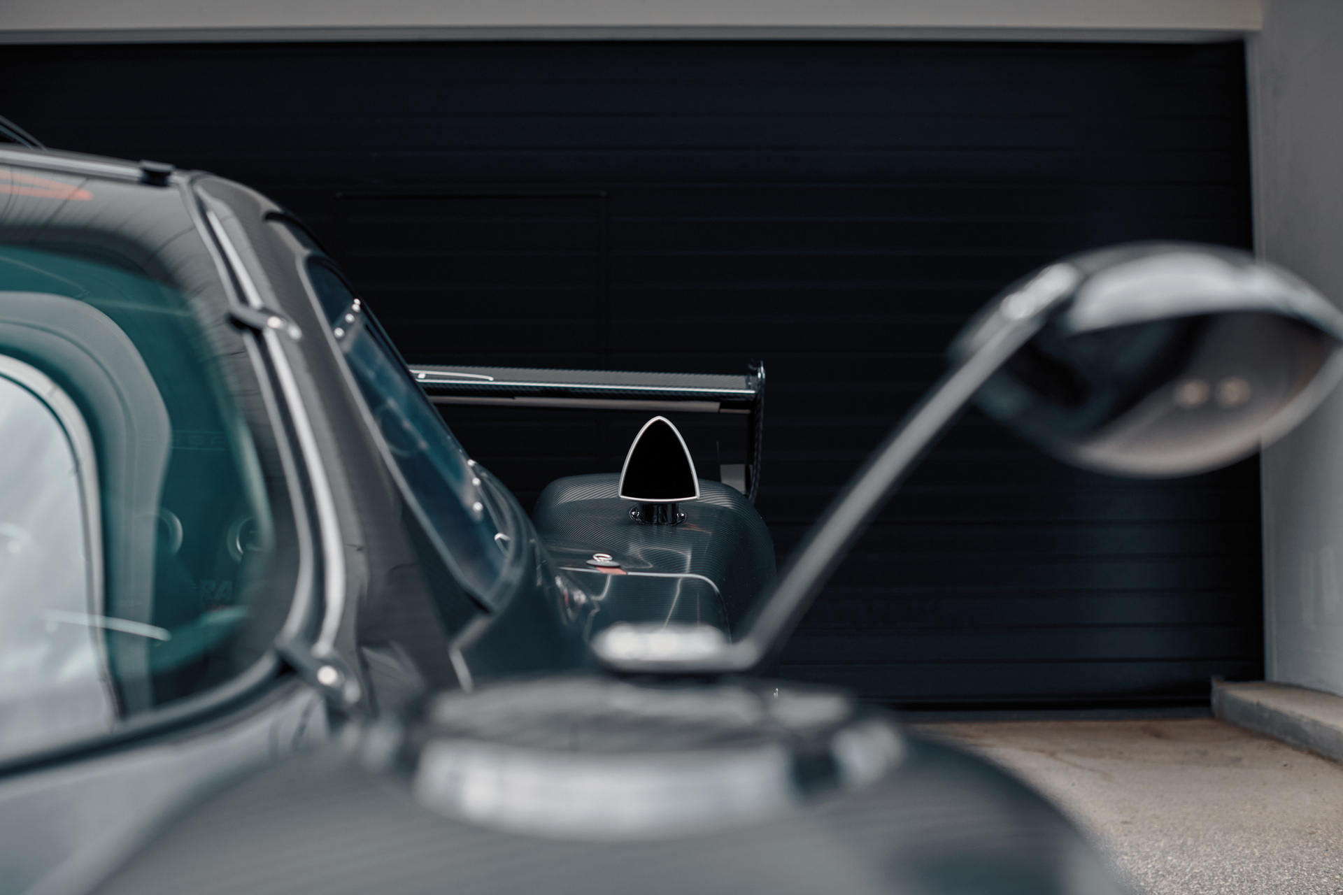 This 1 of 10 Pagani Zonda R Evolution Has 800 HP And Just 630 Miles On Its Odo