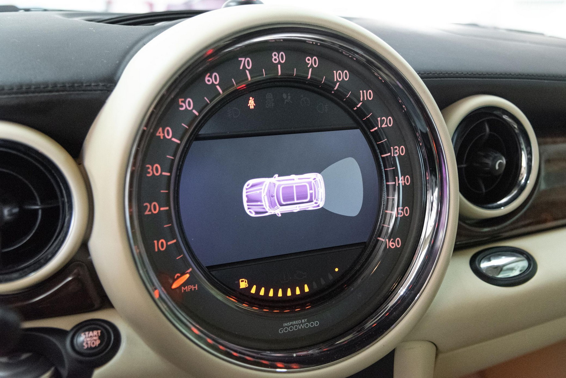 The 1 of 1000 “Inspired By Goodwood” Edition Is What Happens When Rolls-Royce Makes A MINI