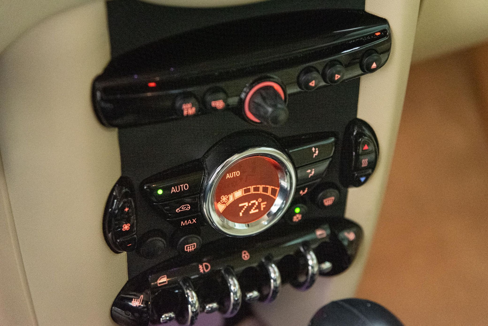 The 1 of 1000 “Inspired By Goodwood” Edition Is What Happens When Rolls-Royce Makes A MINI