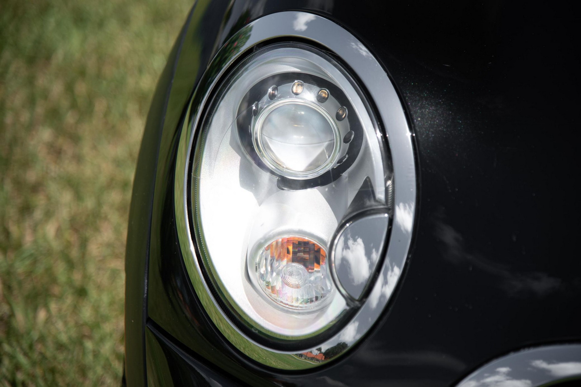 The 1 of 1000 “Inspired By Goodwood” Edition Is What Happens When Rolls-Royce Makes A MINI