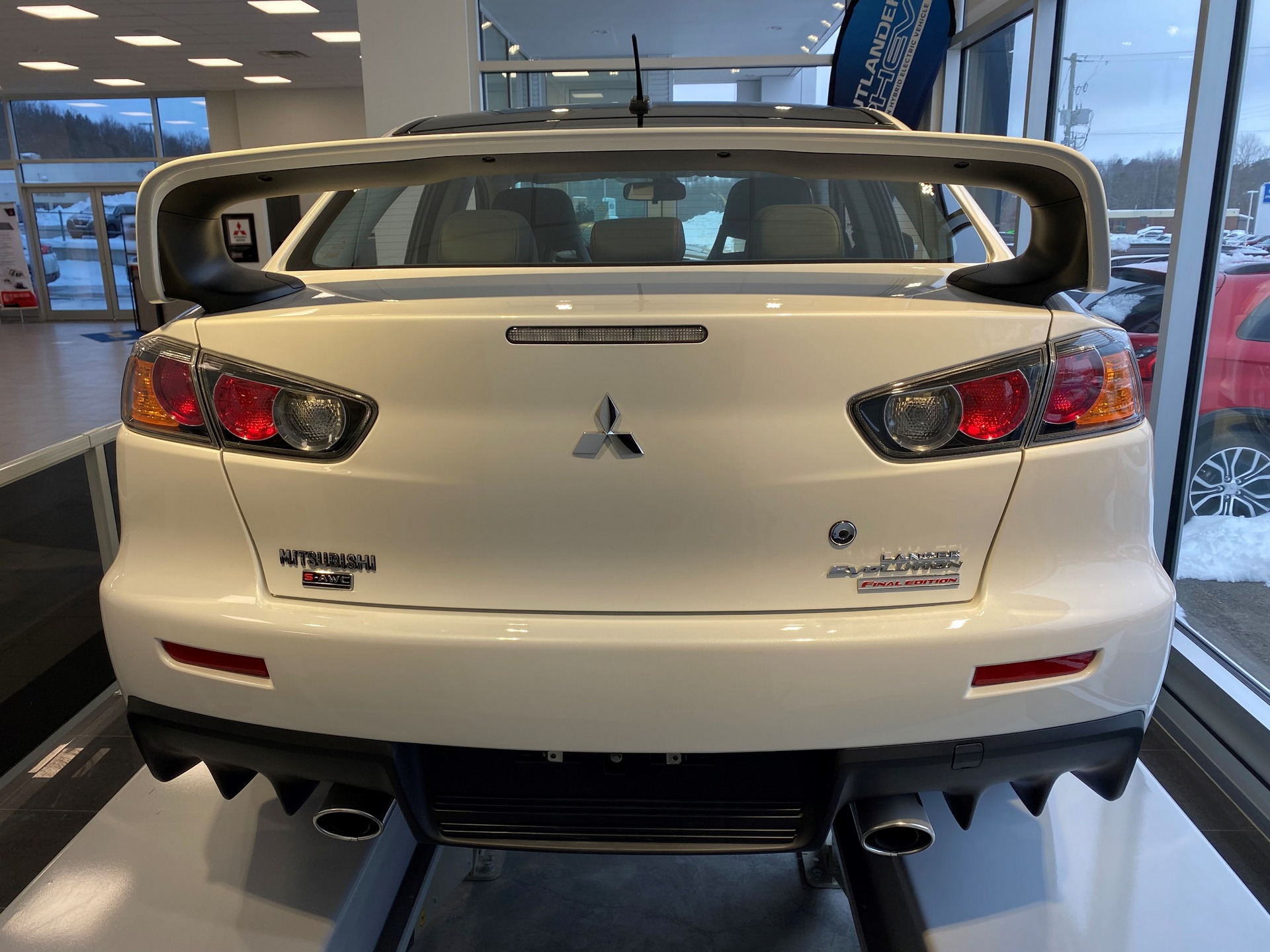 A Mitsubishi Dealer Is Asking $148,000 CAD For Canada’s Very Last And Still New 2015 Lancer EVO Final Edition