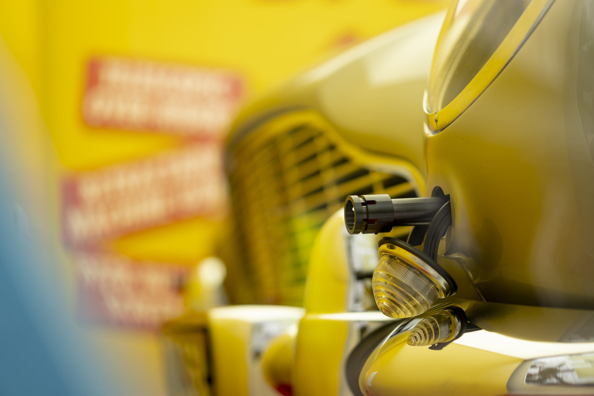 Aston Martin Unveils 1:1 Scale DB5 Corgi Toy Box In Central London, 007’s Car Included