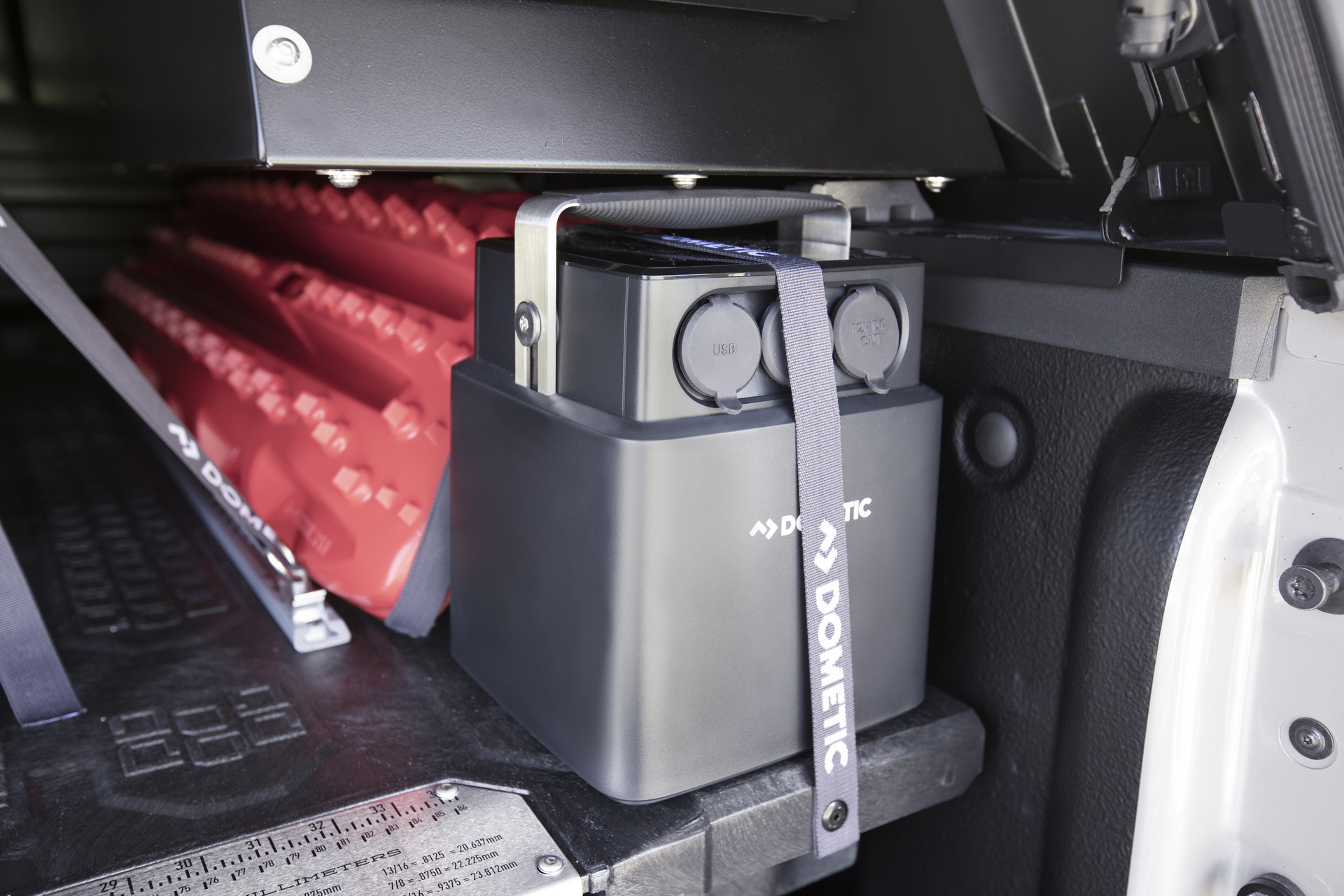 The GMC Canyon AT4 OVRLANDX Off-Road Concept Shows How Extreme The Pickup Can Go