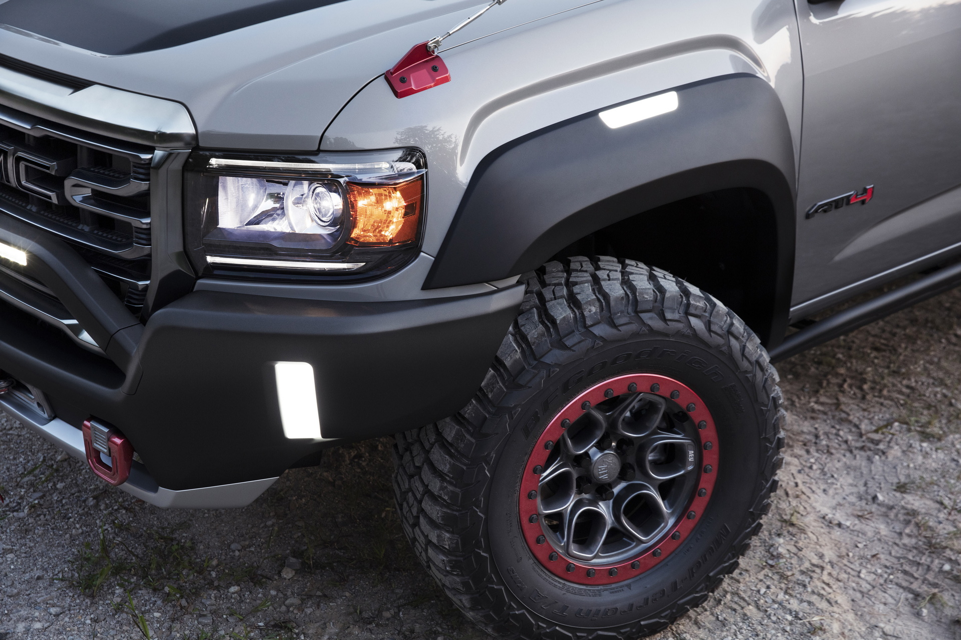 The GMC Canyon AT4 OVRLANDX Off-Road Concept Shows How Extreme The Pickup Can Go