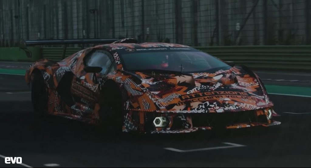  The Lamborghini Essenza SCV12 Is Surprisingly Easy To Drive Despite Its Wild Performance