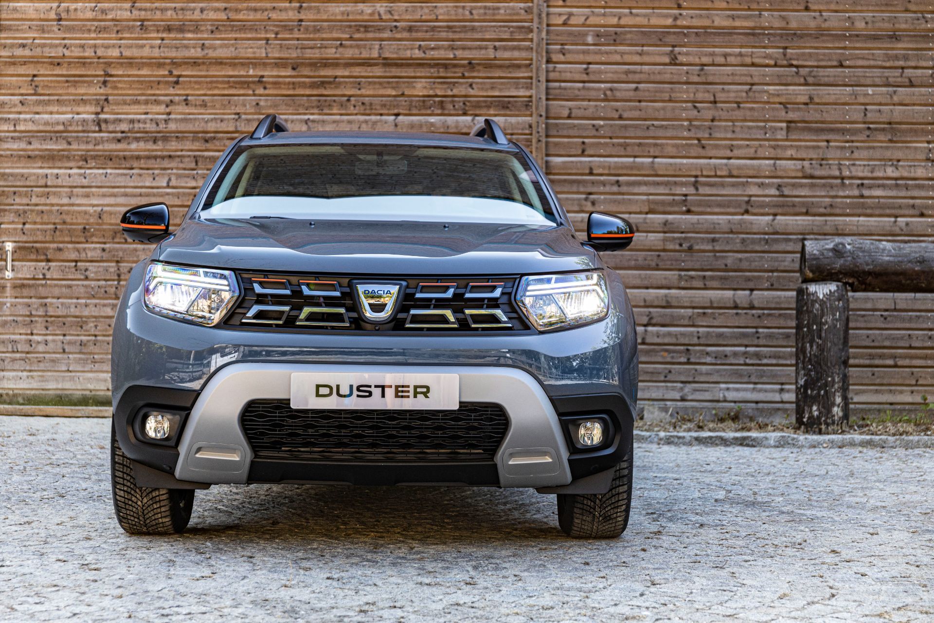 Facelifted Dacia Duster Gets Extreme Limited Edition For 2022