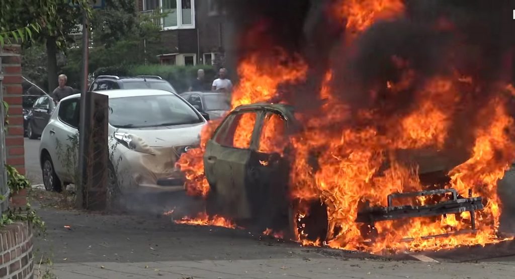  VW ID.3 Destroyed After Bursting In Flames In The Netherlands