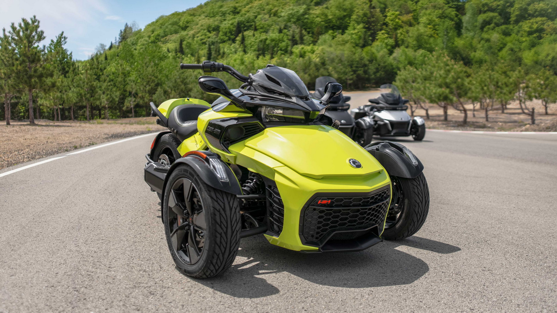 Can-Am Introduces 2022 Lineup With Updated Versions Of Its On-Road Lineup