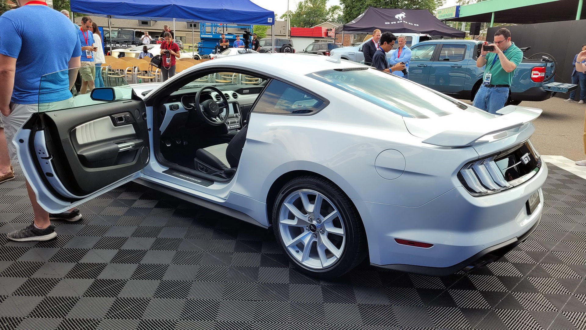 Ford Gets Rollin’ With 2022 Mustang Coupe And Mach-E Ice White Editions