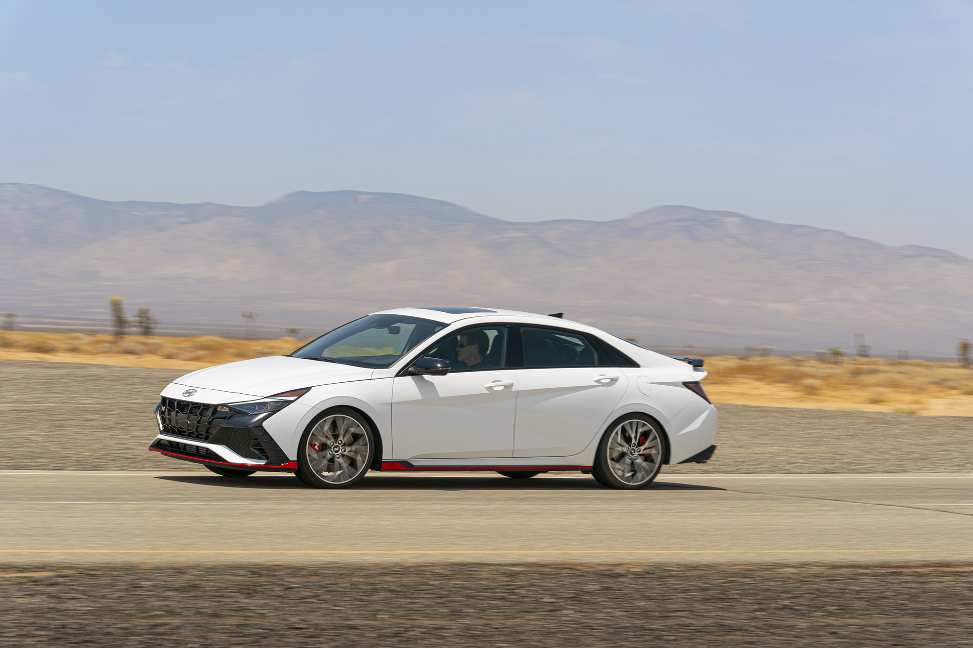 Hyundai Unveils America’s 2022 Elantra N With Up To 286 HP And A Manual Gearbox