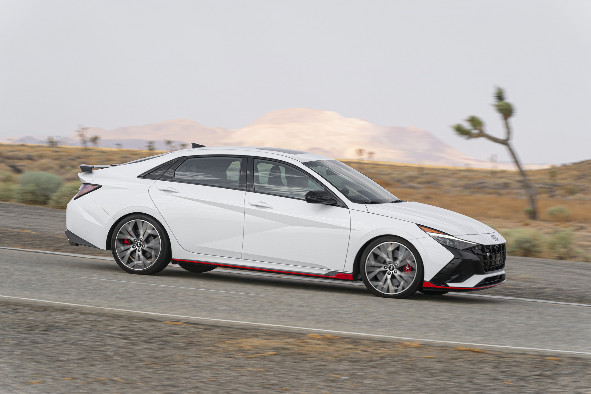 Hyundai Unveils America’s 2022 Elantra N With Up To 286 HP And A Manual Gearbox