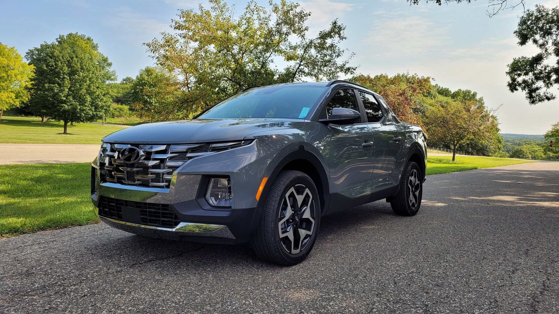 Driven: The 2022 Hyundai Santa Cruz Mixes Crossover Comfort With Truck Capability