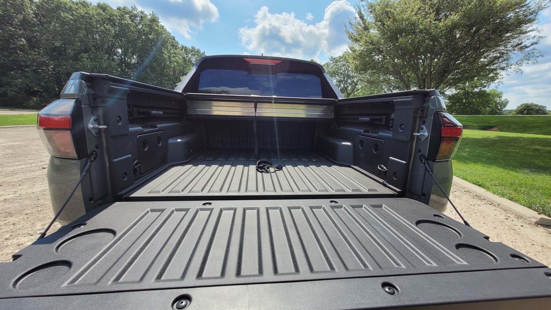 Driven: The 2022 Hyundai Santa Cruz Mixes Crossover Comfort With Truck Capability