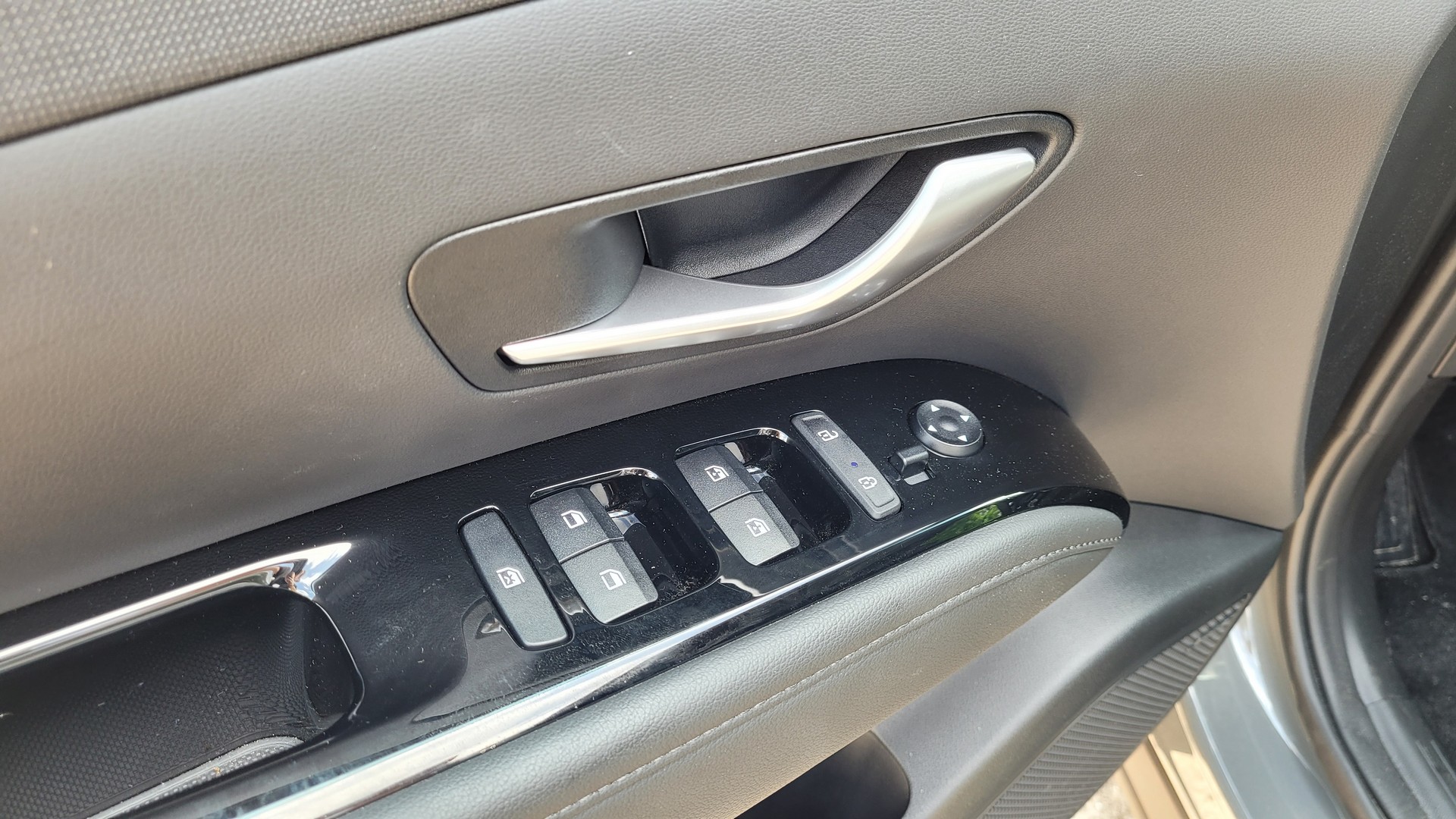 Driven: The 2022 Hyundai Santa Cruz Mixes Crossover Comfort With Truck Capability