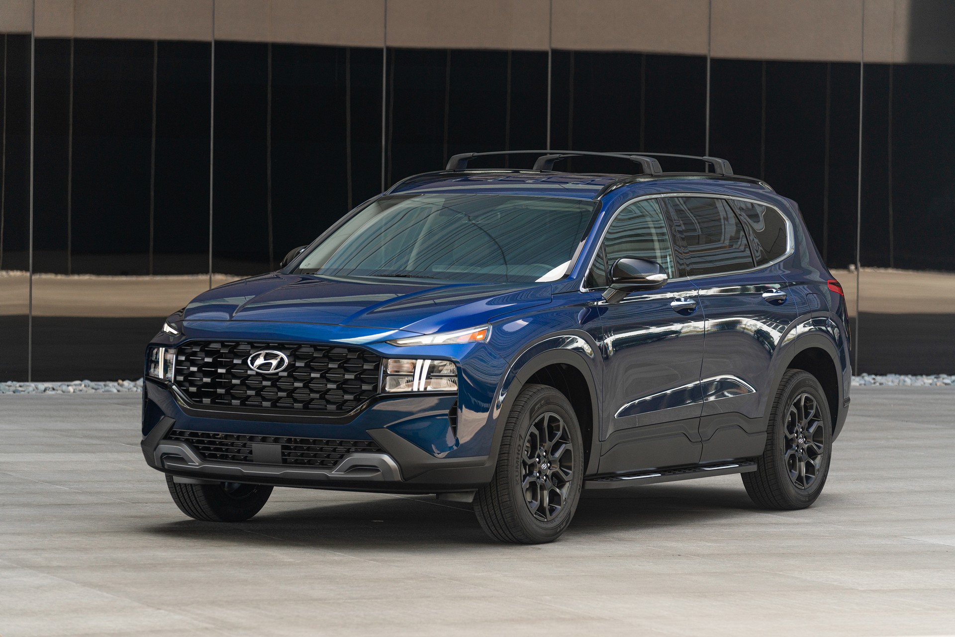 2022 Hyundai Santa Fe Gains Rugged Looking XRT Trim