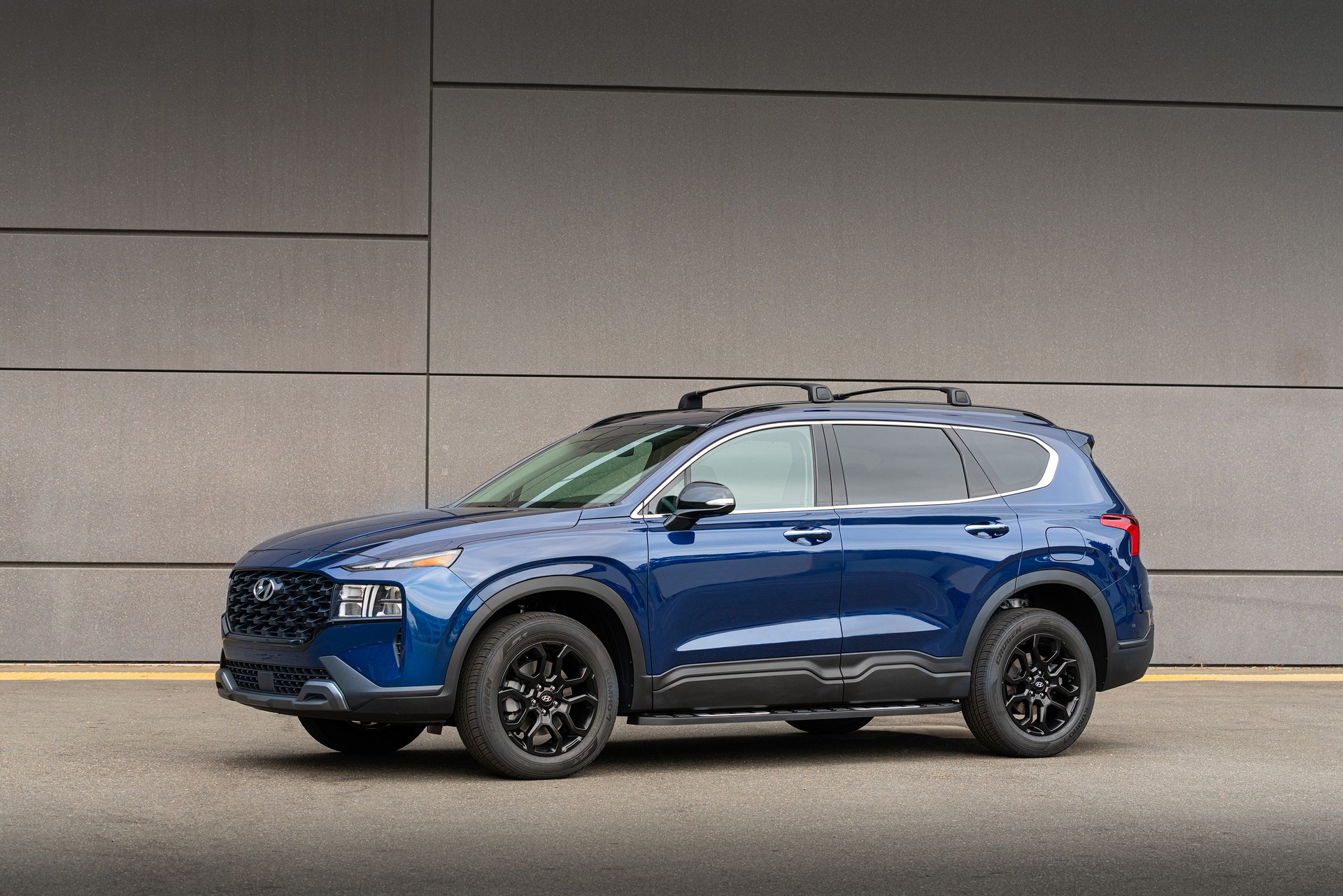 2022 Hyundai Santa Fe Gains Rugged Looking XRT Trim