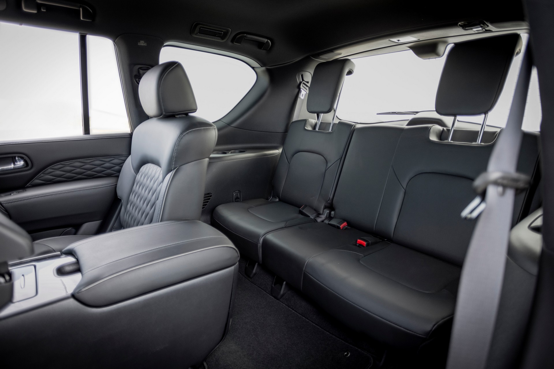2022 Infiniti QX80 Gains An Updated Interior With New 12.3-Inch Infotainment System
