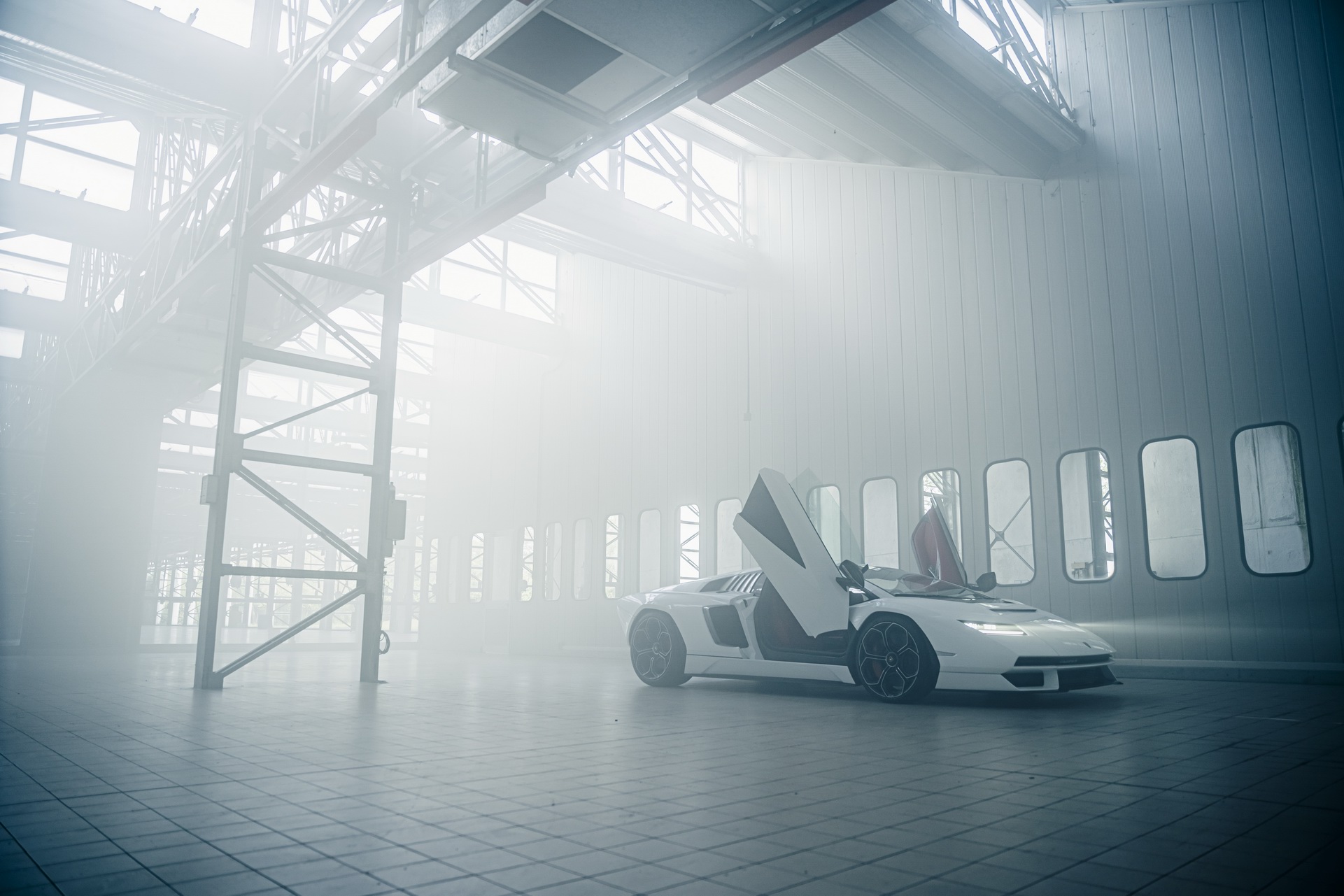 Lamborghini Countach LPI 800-4 Goes Back To The Future As A Sian-Based 21st Century Supercar