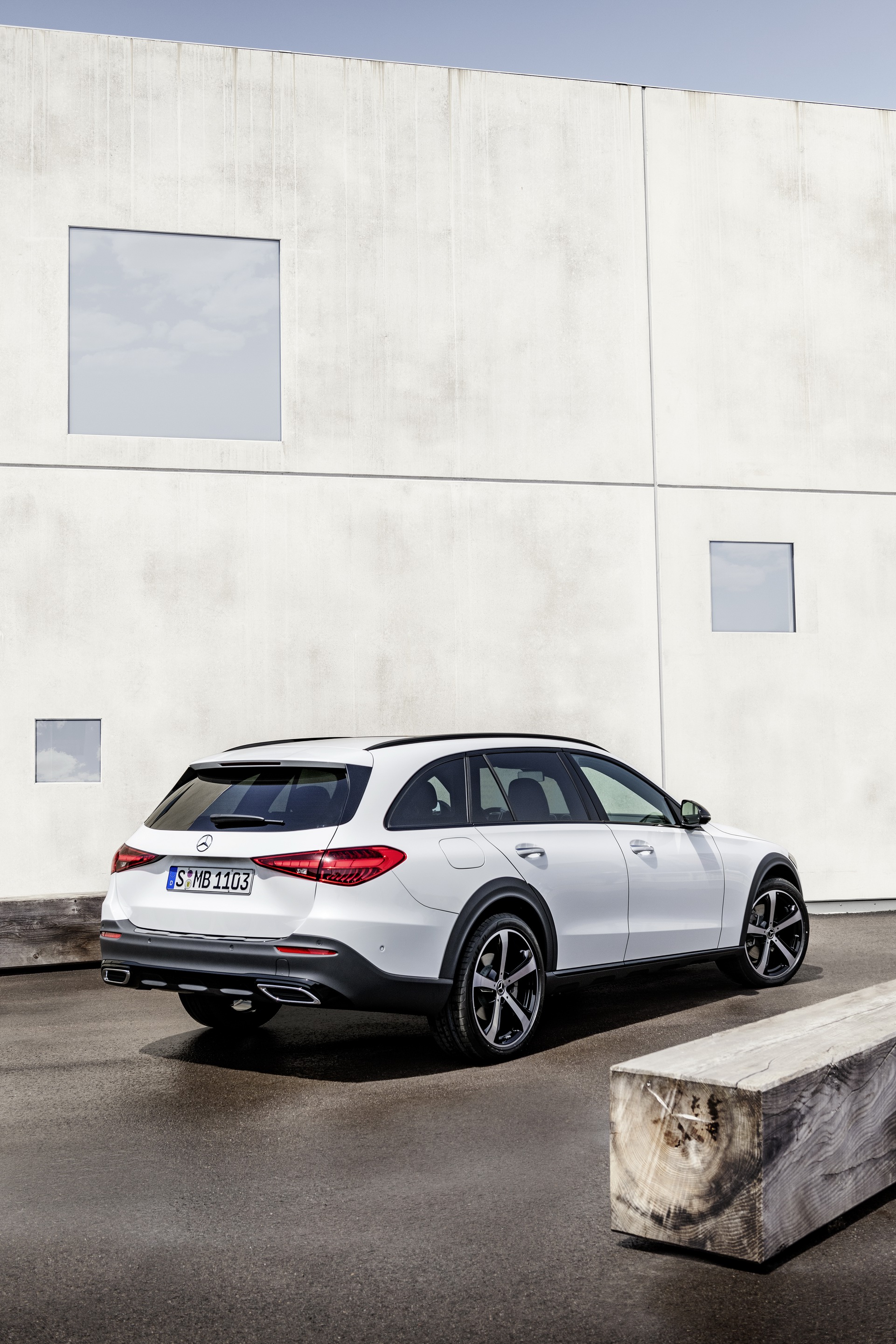 2022 Mercedes-Benz C-Class All Terrain Climbs Its Way Up To Munich