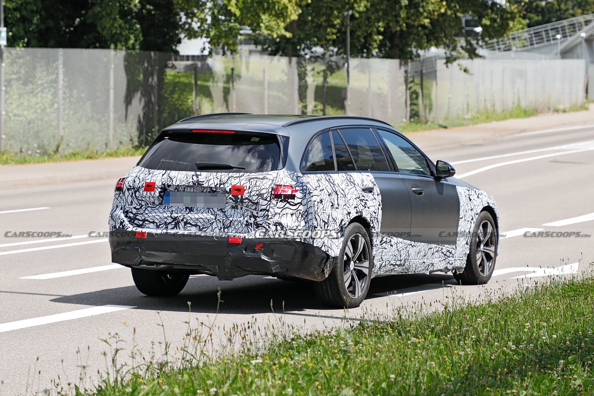 Soon To Be Unveiled 2022 Mercedes C-Class All-Terrain Spied With Less Camo