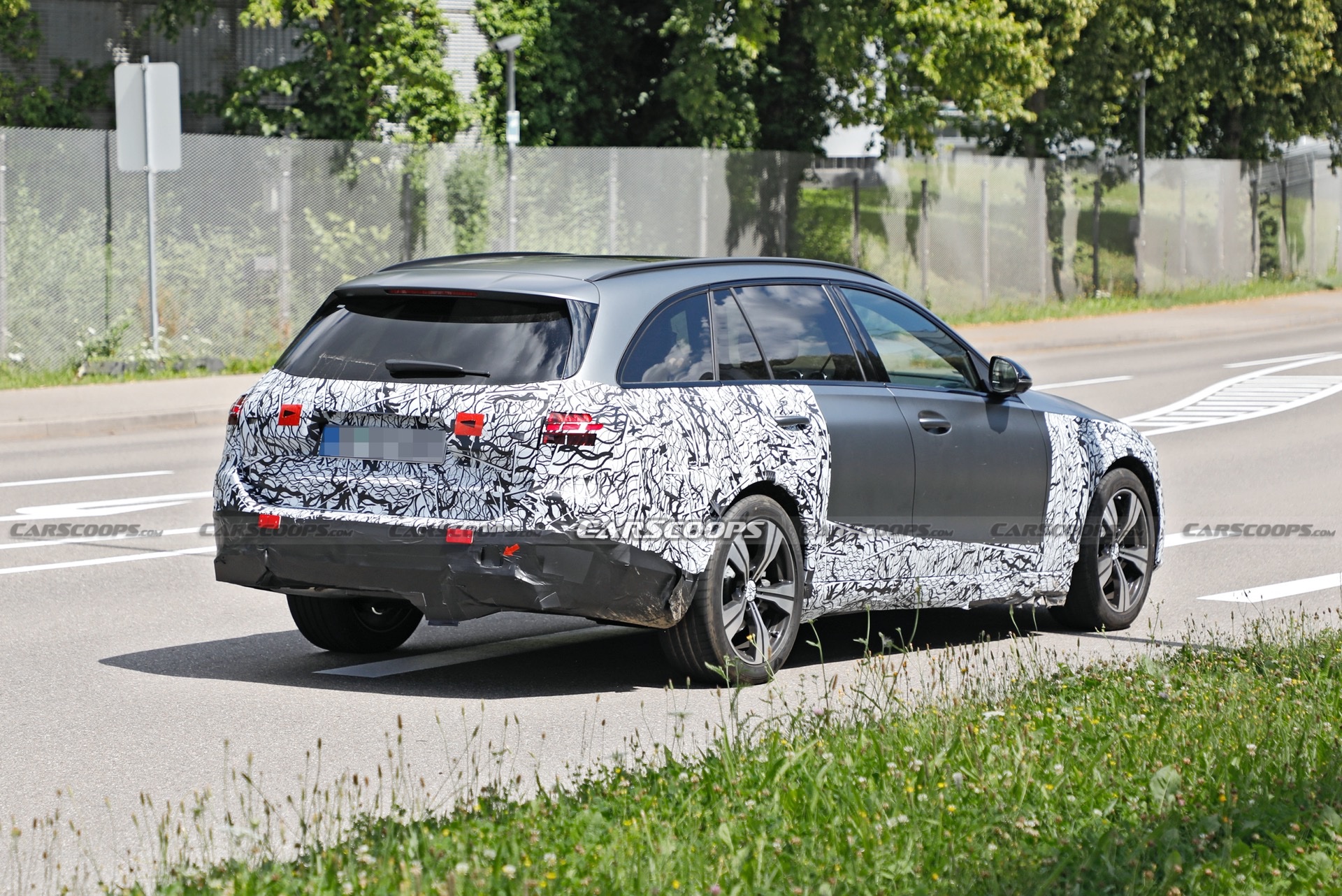 Soon To Be Unveiled 2022 Mercedes C-Class All-Terrain Spied With Less Camo