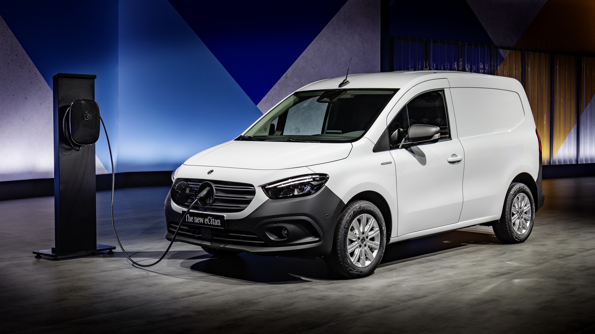 2022 Mercedes-Benz Citan Brings More Style And Substance To Small Vans, EV  Coming Next Year