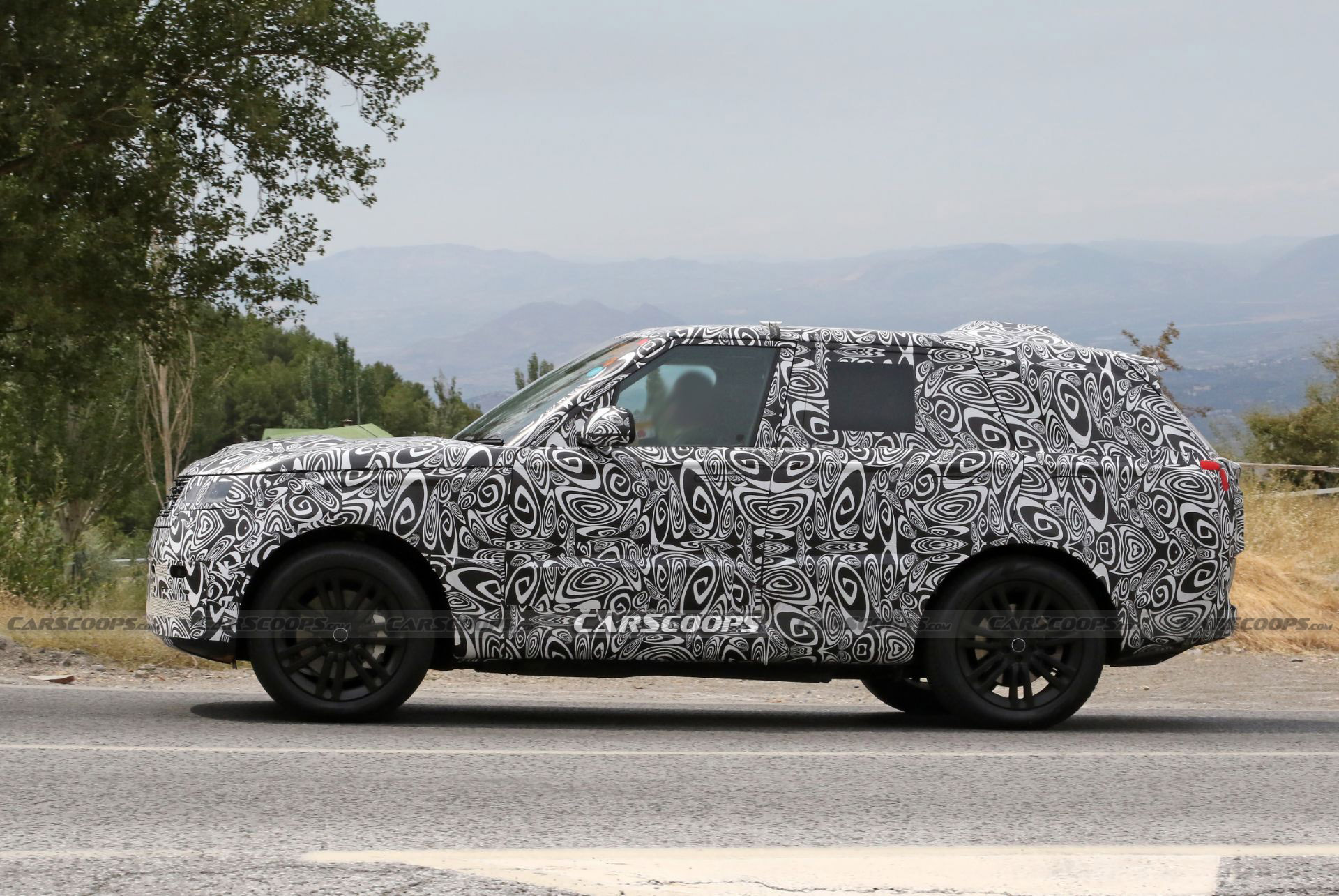 2022 Range Rover Spied In PHEV Form During Final Stages Of Development
