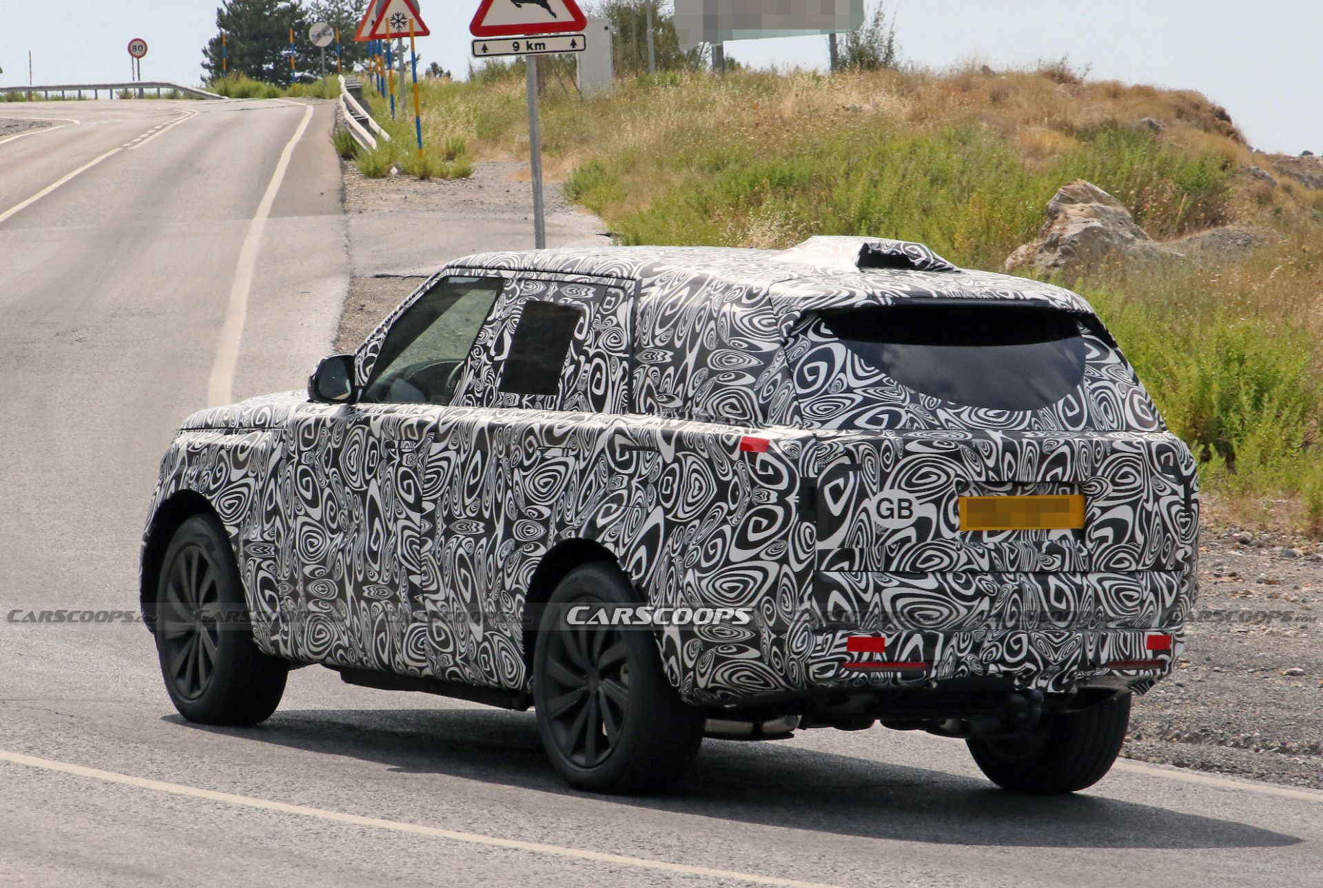 2022 Range Rover Spied In PHEV Form During Final Stages Of Development