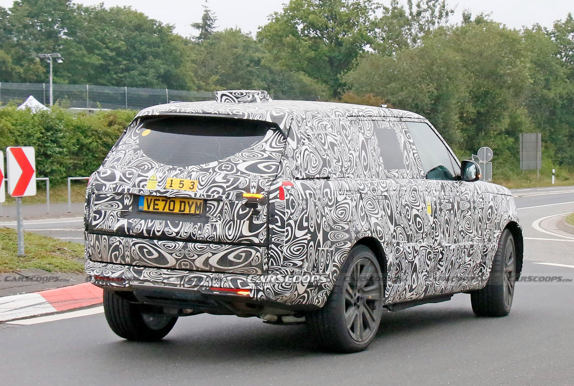 2022 Range Rover Drops More Camouflage To Show Its Evolutionary Styling