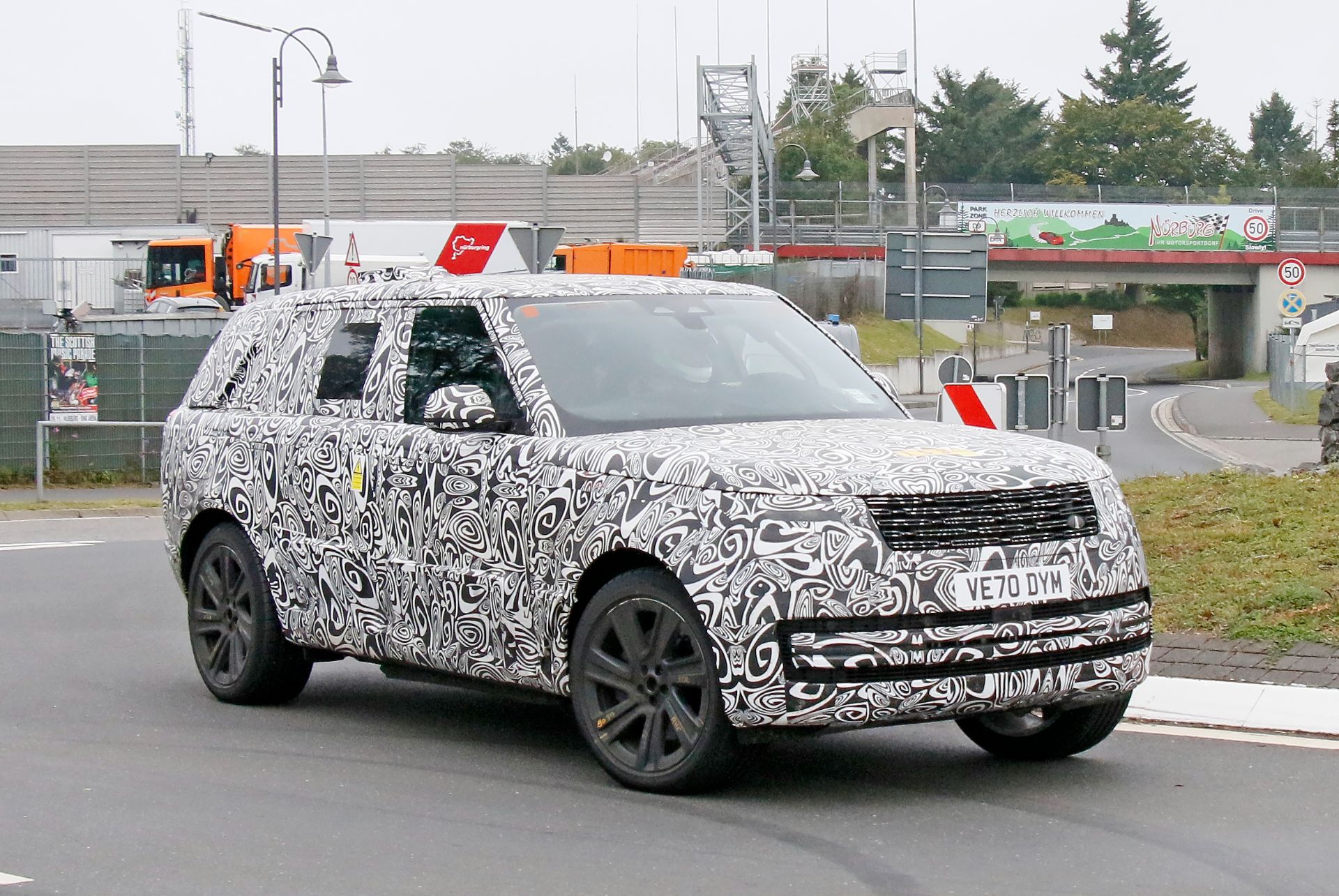 2022 Range Rover Drops More Camouflage To Show Its Evolutionary Styling