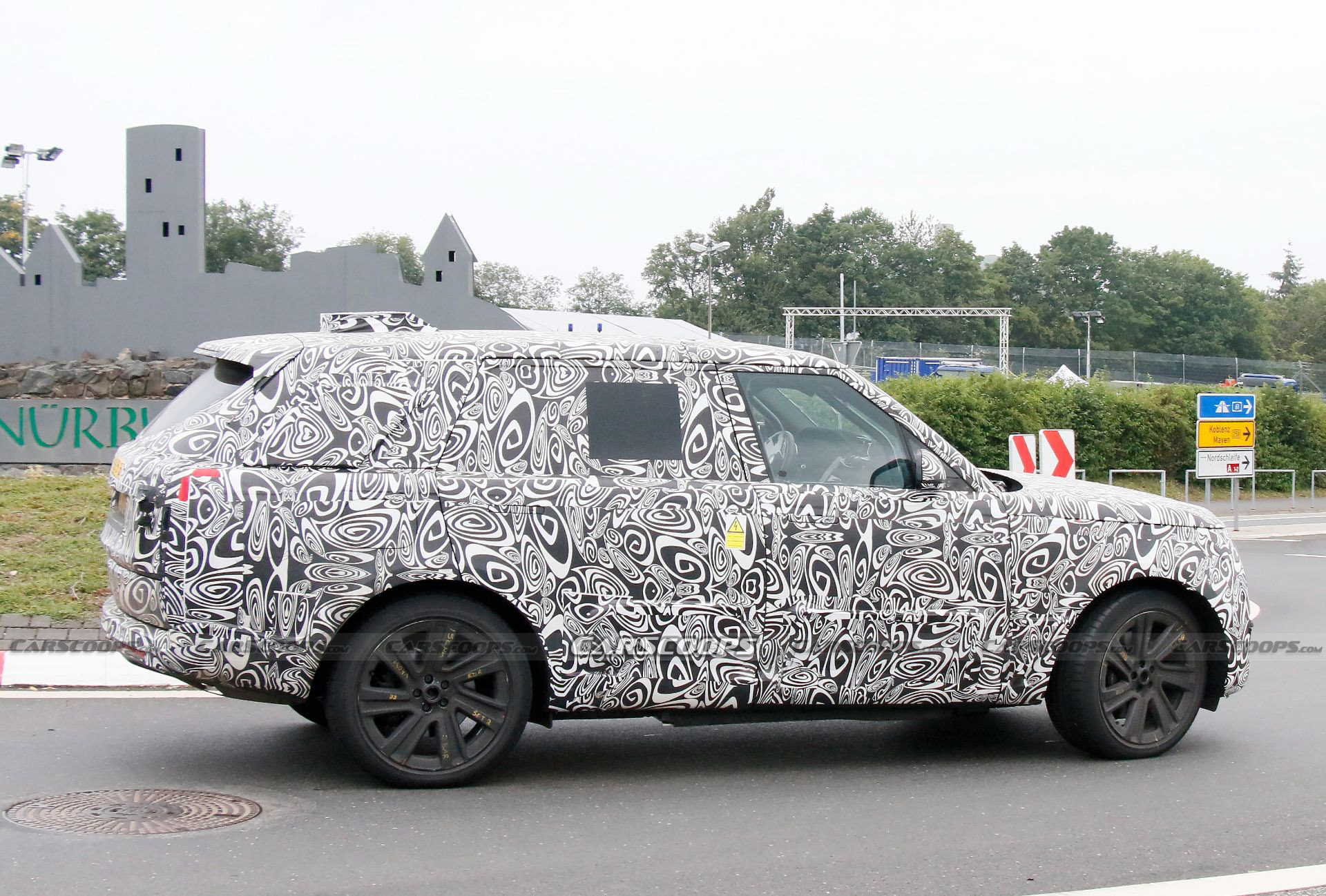 2022 Range Rover Drops More Camouflage To Show Its Evolutionary Styling