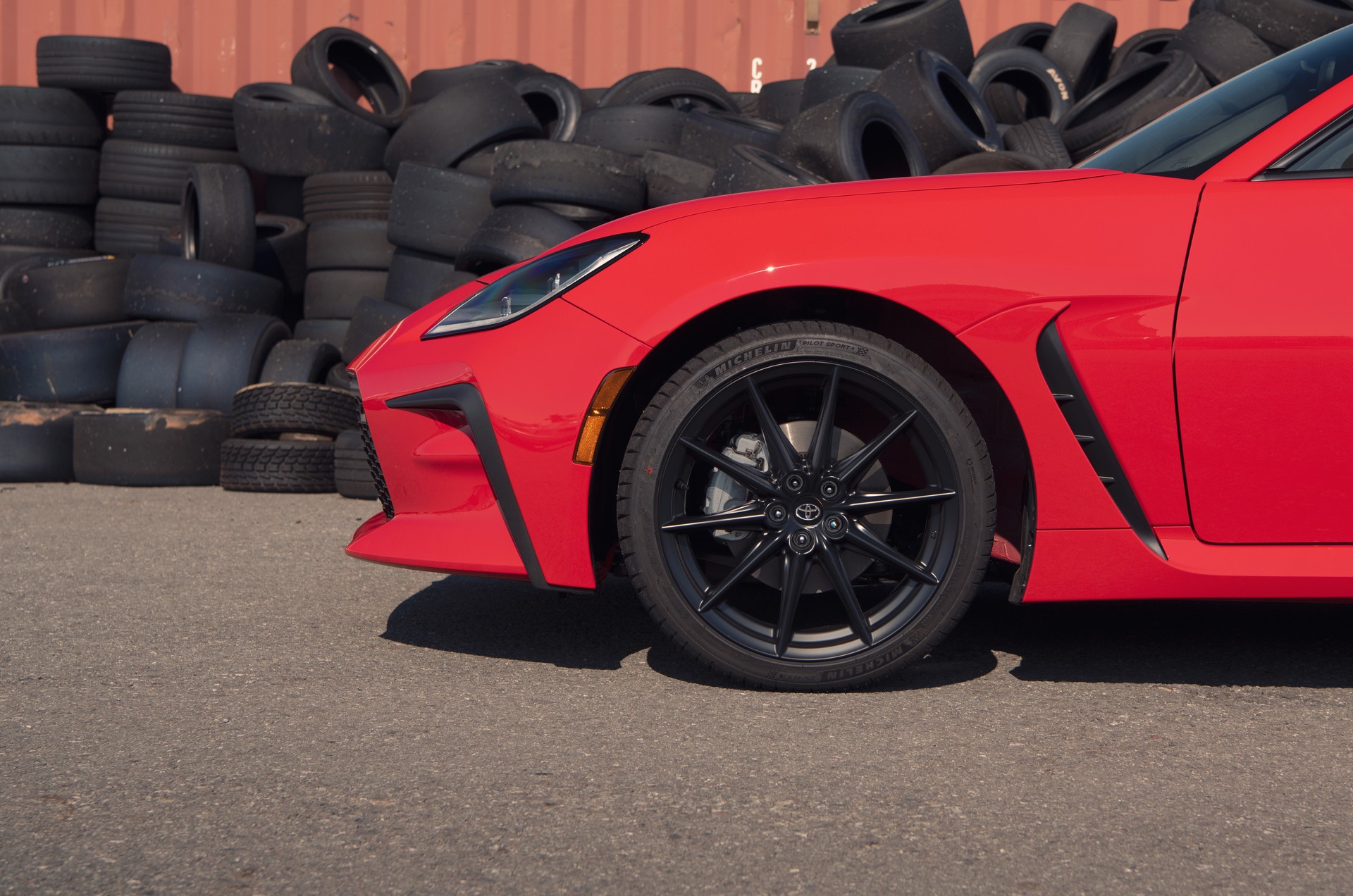 Toyota Explains The Differences Between 2022 GR 86 And Subaru BRZ, Announces Gazoo Racing Parts