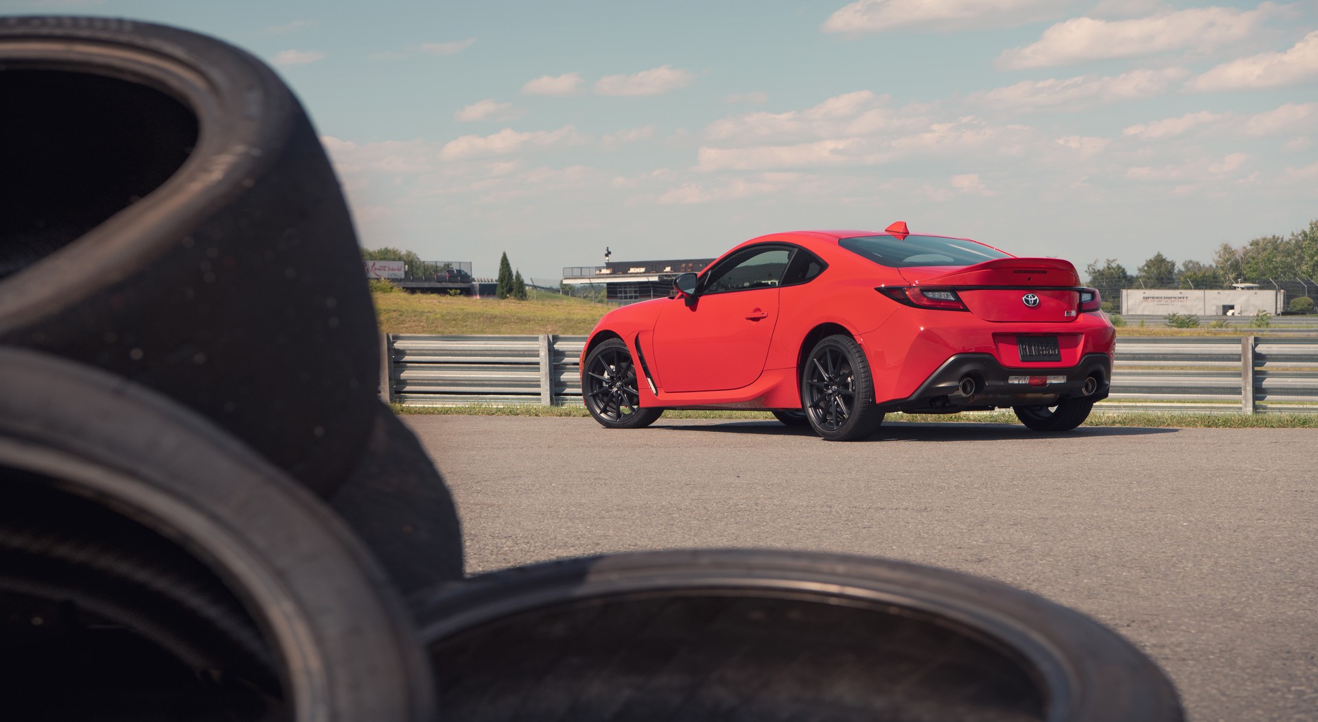 Toyota Explains The Differences Between 2022 GR 86 And Subaru BRZ, Announces Gazoo Racing Parts