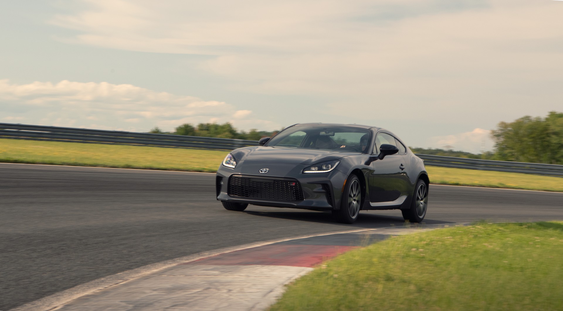 Toyota Explains The Differences Between 2022 GR 86 And Subaru BRZ, Announces Gazoo Racing Parts