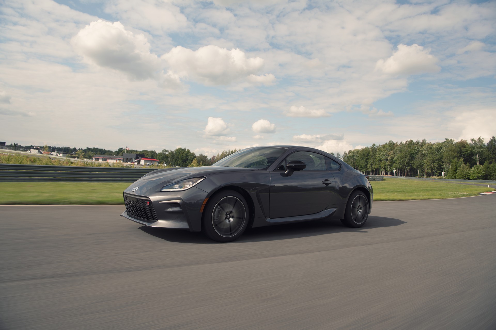 Toyota Explains The Differences Between 2022 GR 86 And Subaru BRZ, Announces Gazoo Racing Parts