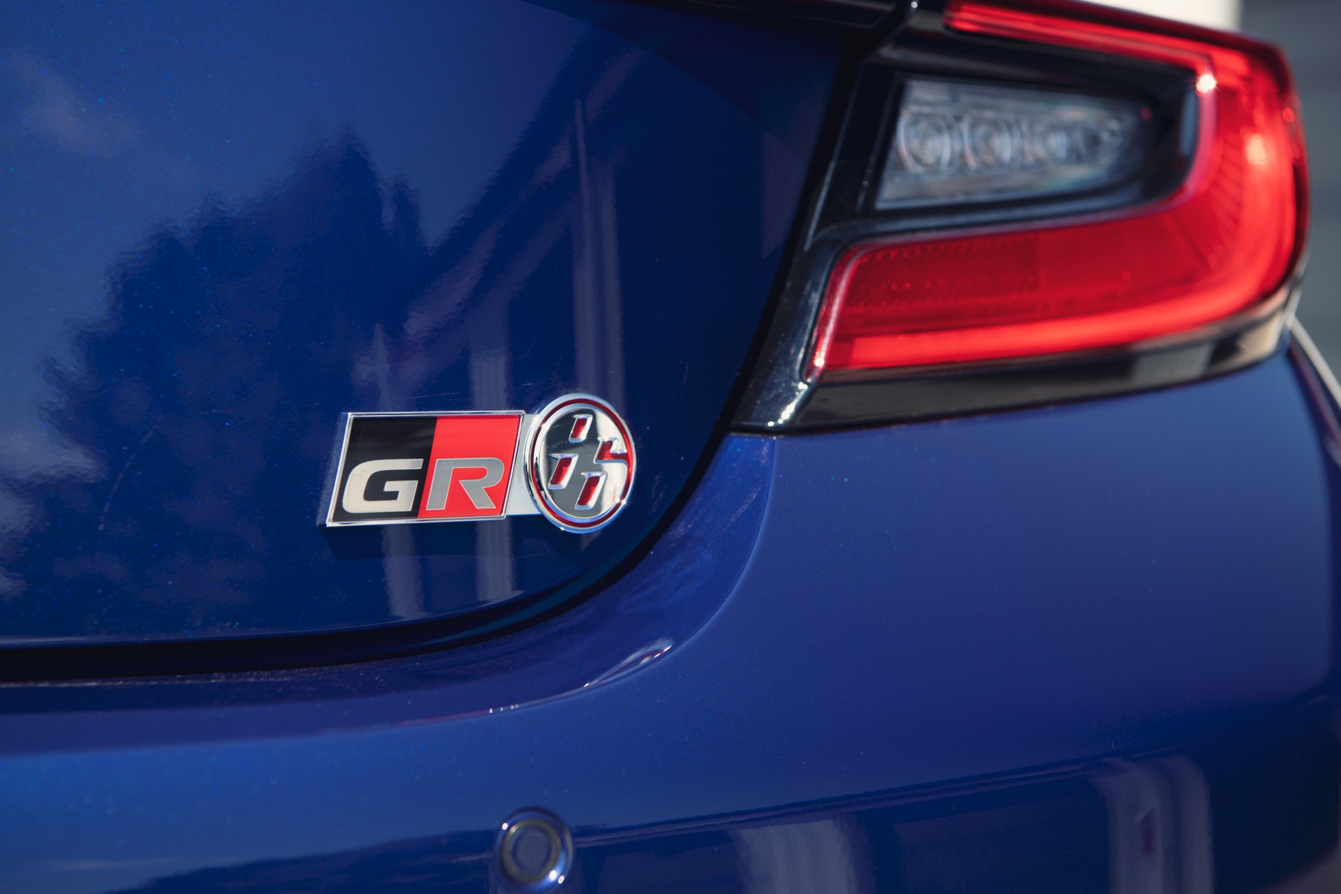 Toyota Explains The Differences Between 2022 GR 86 And Subaru BRZ, Announces Gazoo Racing Parts