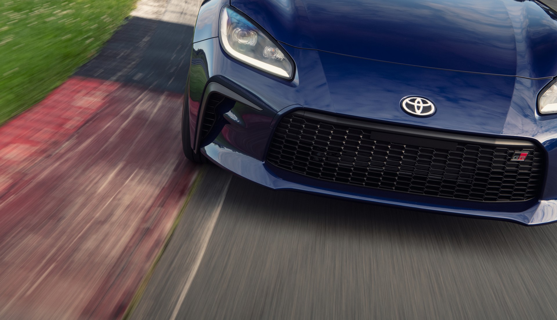 Toyota Explains The Differences Between 2022 GR 86 And Subaru BRZ, Announces Gazoo Racing Parts