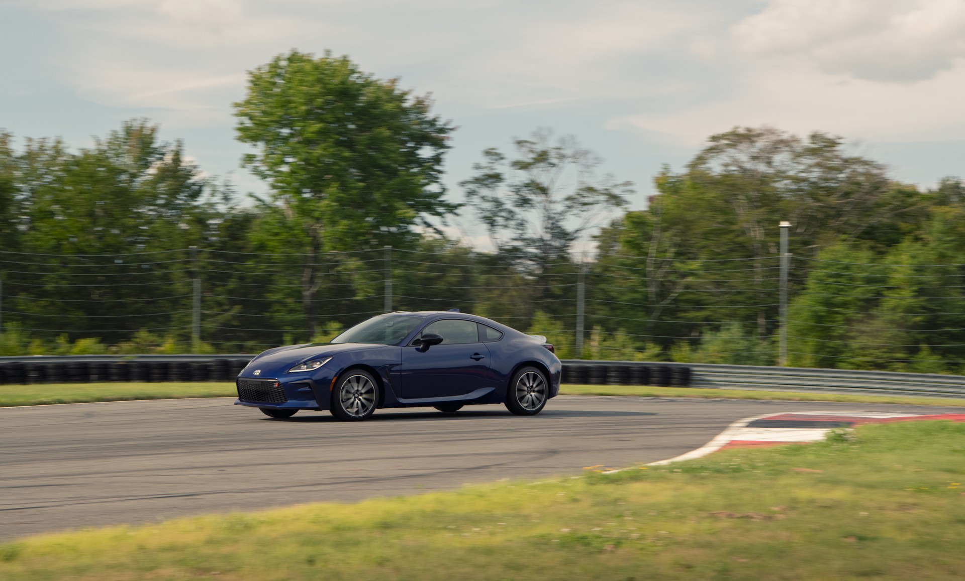 Toyota Explains The Differences Between 2022 GR 86 And Subaru BRZ, Announces Gazoo Racing Parts