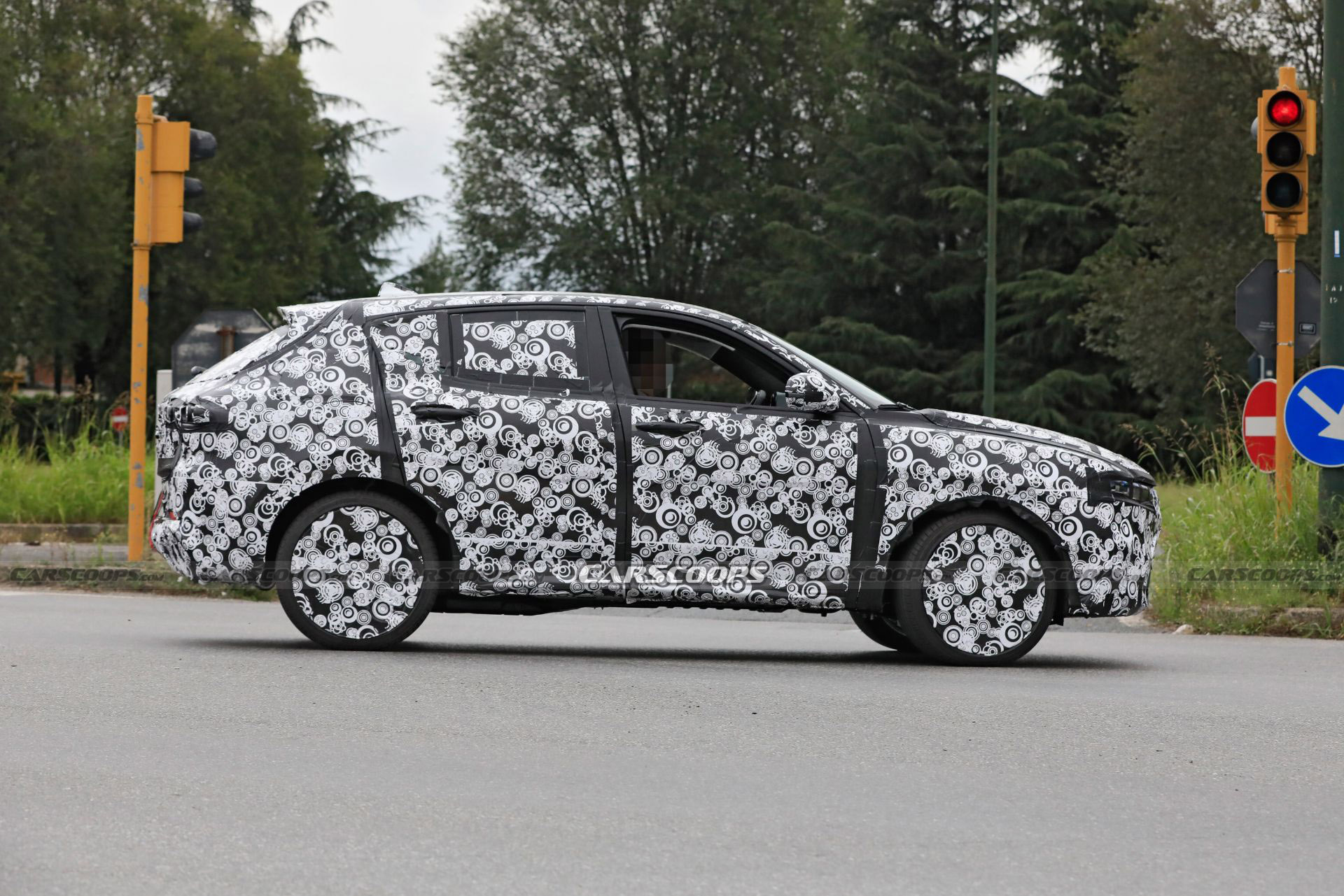 2023 Alfa Romeo Tonale PHEV Spied Showing Production Body And Headlights