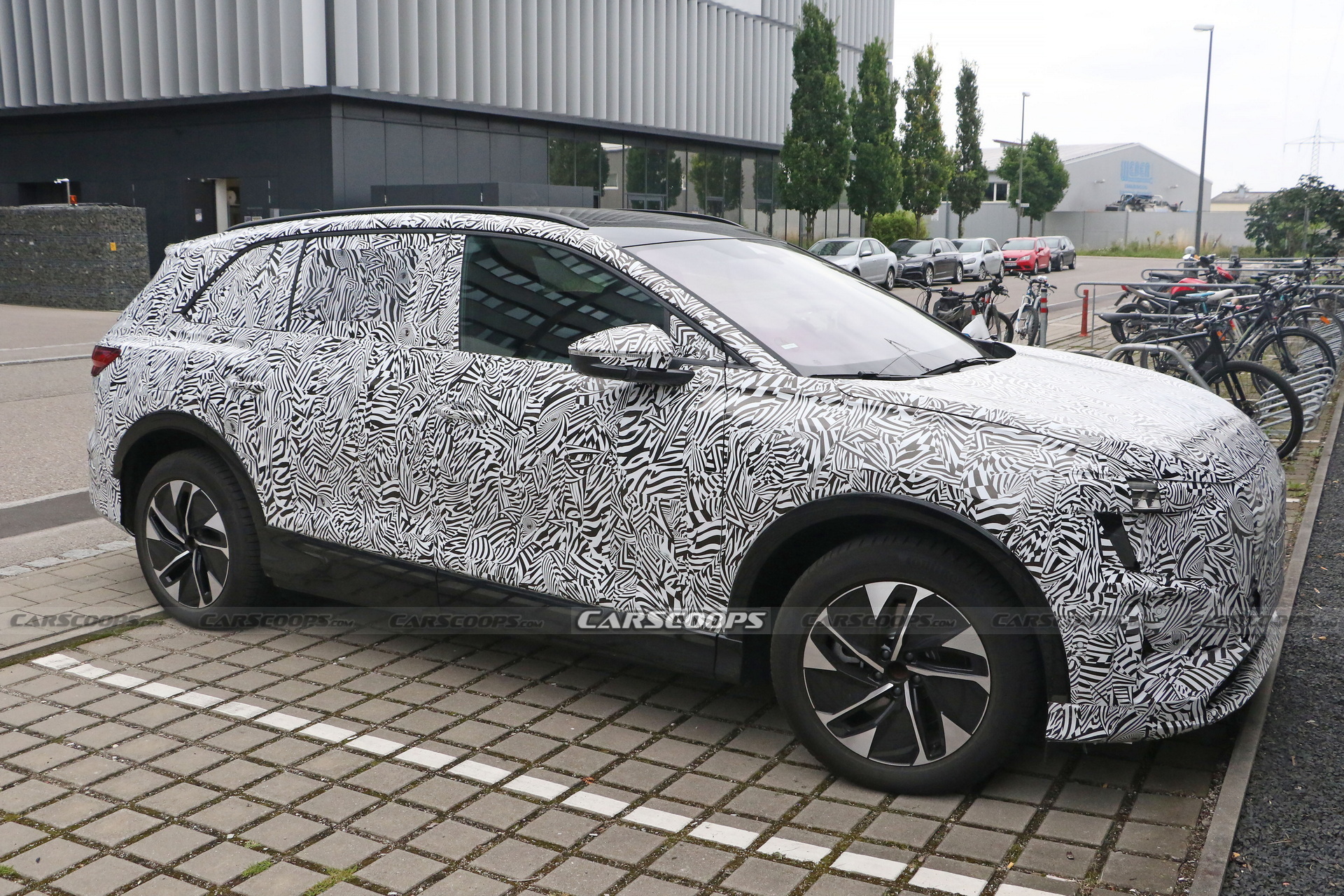 Big Chinese-Market Audi SUV Caught Testing Out VW’s MEB Platform