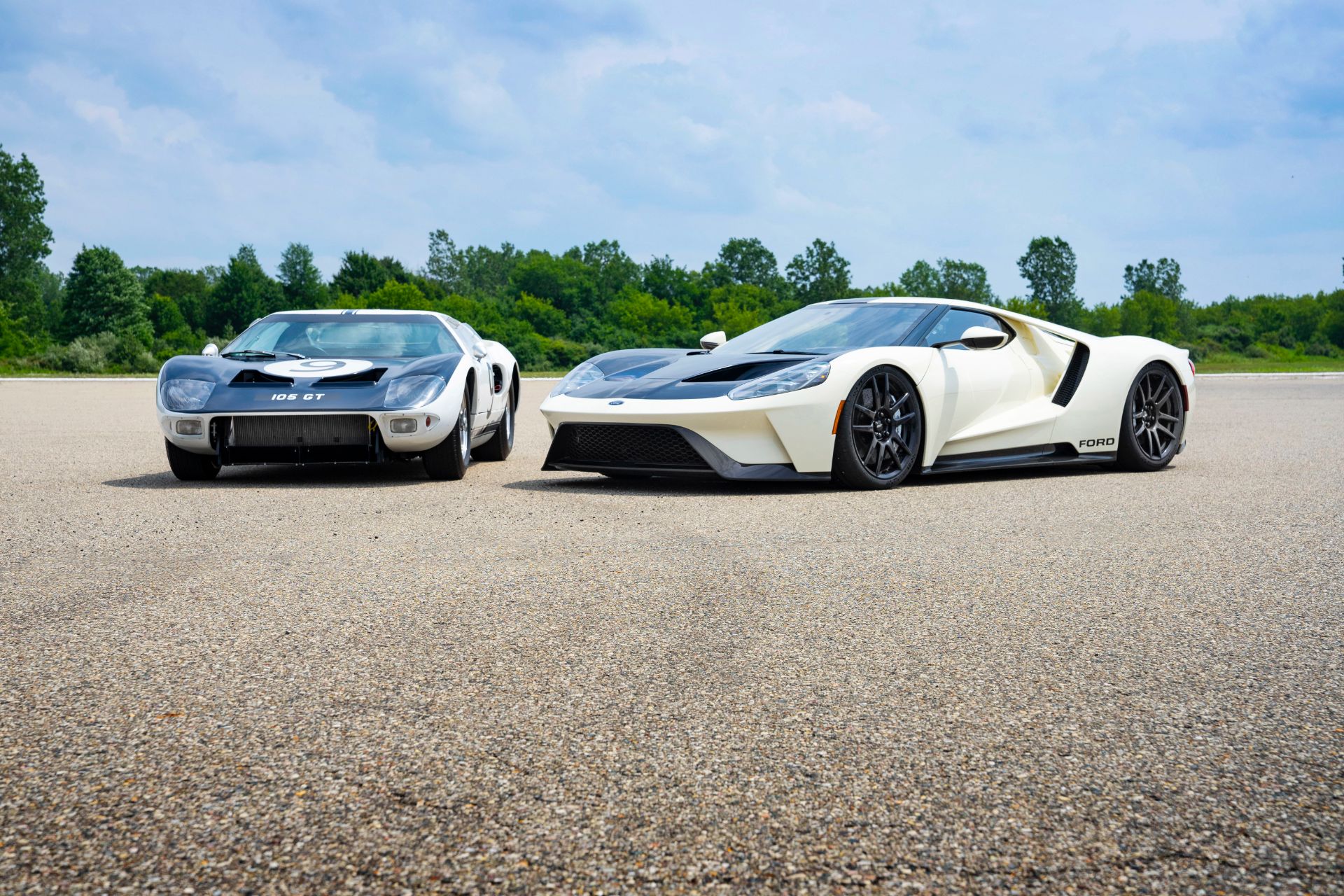 Woodward Dream Cruise Photos: The 2022 Ford GT ’64 Heritage Edition