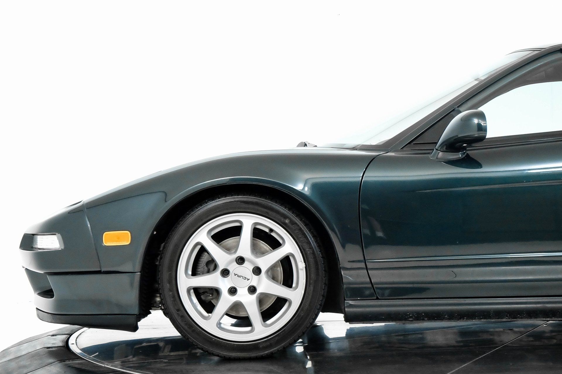 At $117,900, This 1994 Acura NSX Makes Us Brooklands Pearl Green With Envy