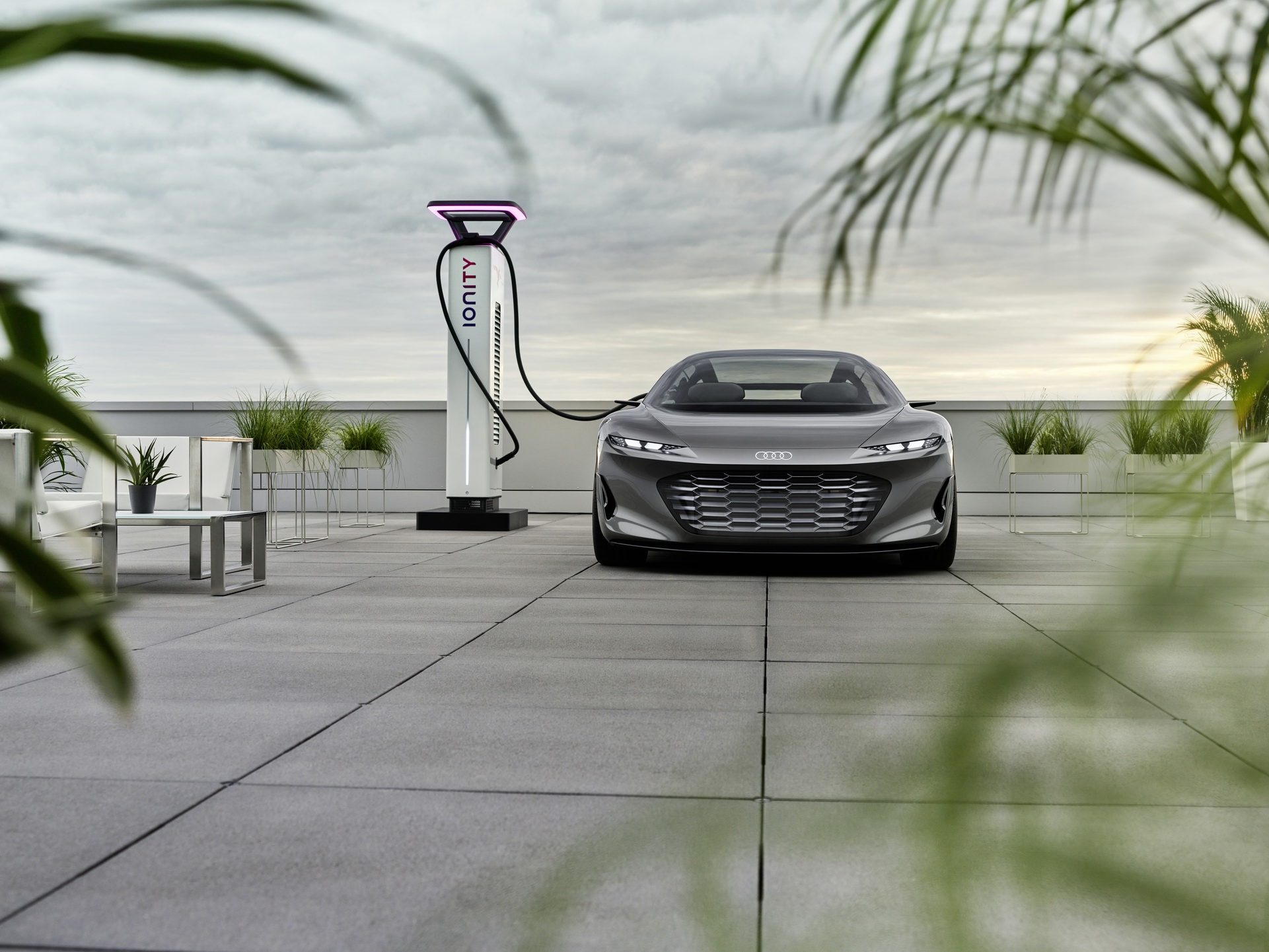 Audi Grandsphere Concept Rewrites The Next Generation A8’s Script, Looks Strikingly Elegant In Munich