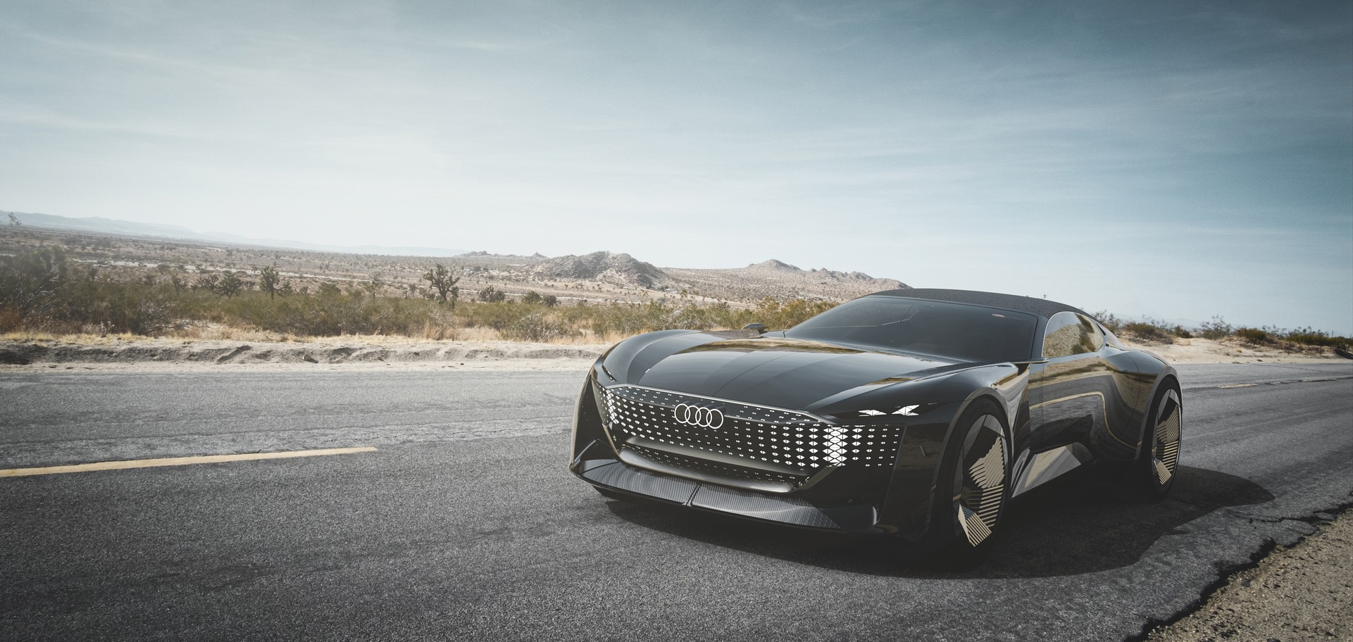 Audi Skysphere Concept Is A Striking Shape-Shifting EV With An Expandable Wheelbase