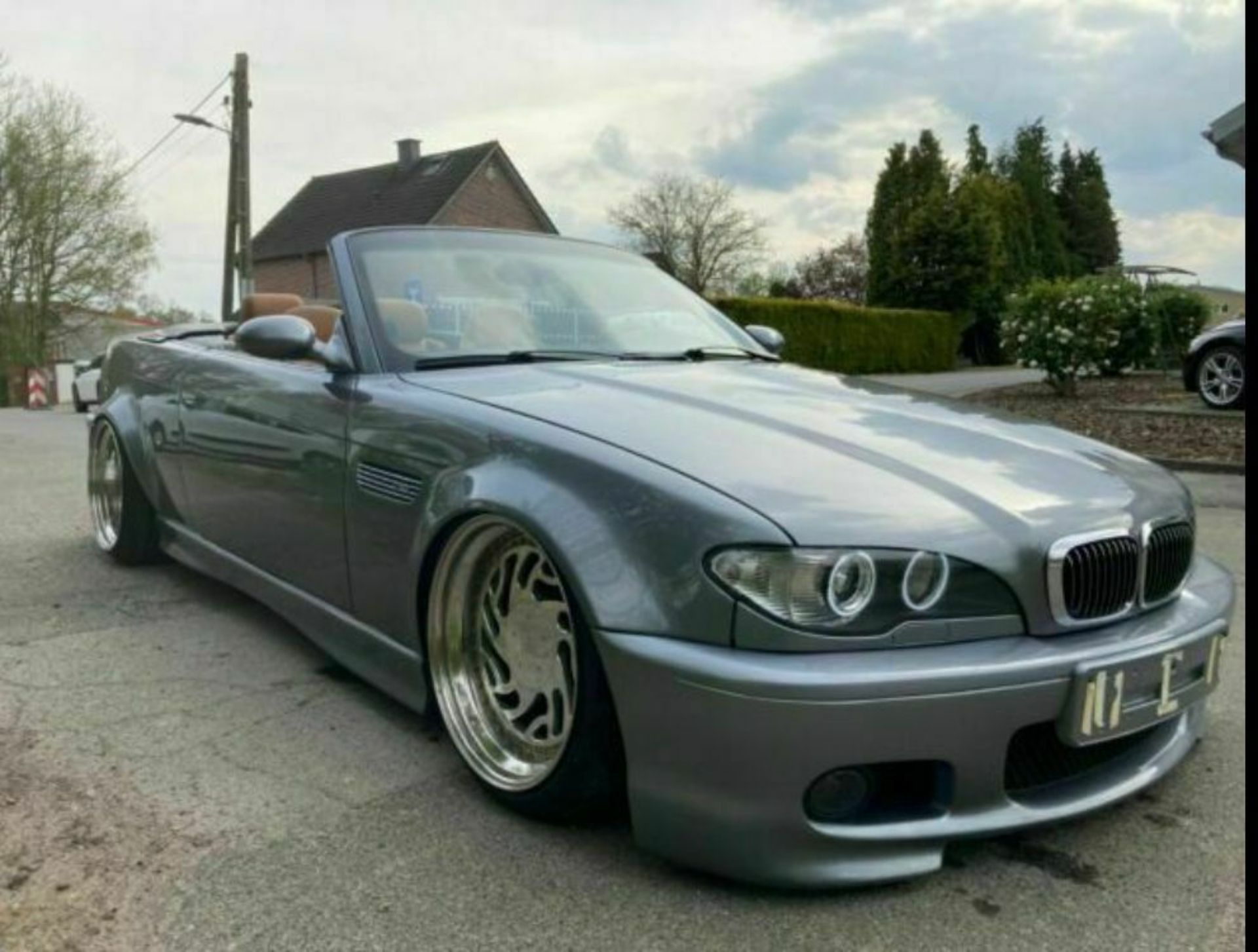 Confused BMW 328i Convertible Is An E36 And E46 Mashup