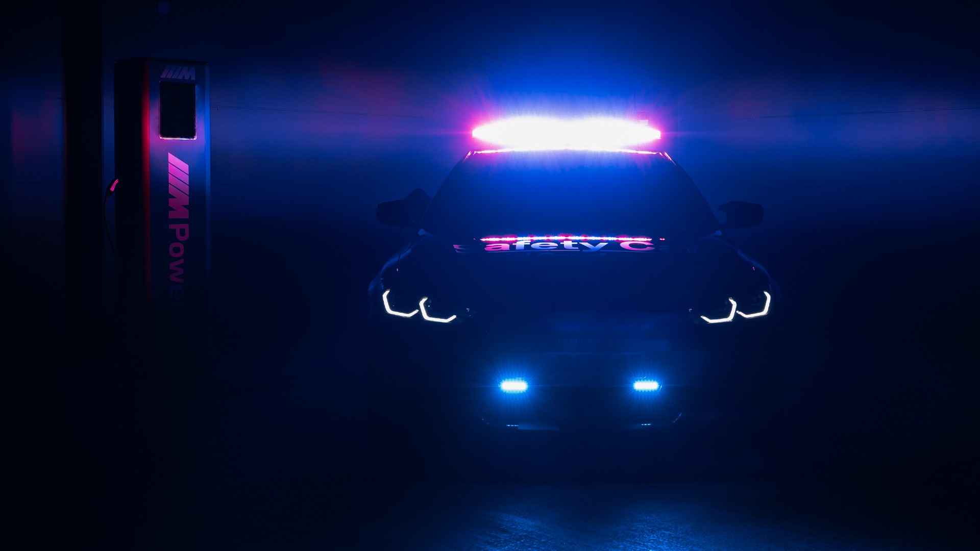 What’s Up With The BMW i4 M50 Safety Car’s Rear Wheel To Well Gap?